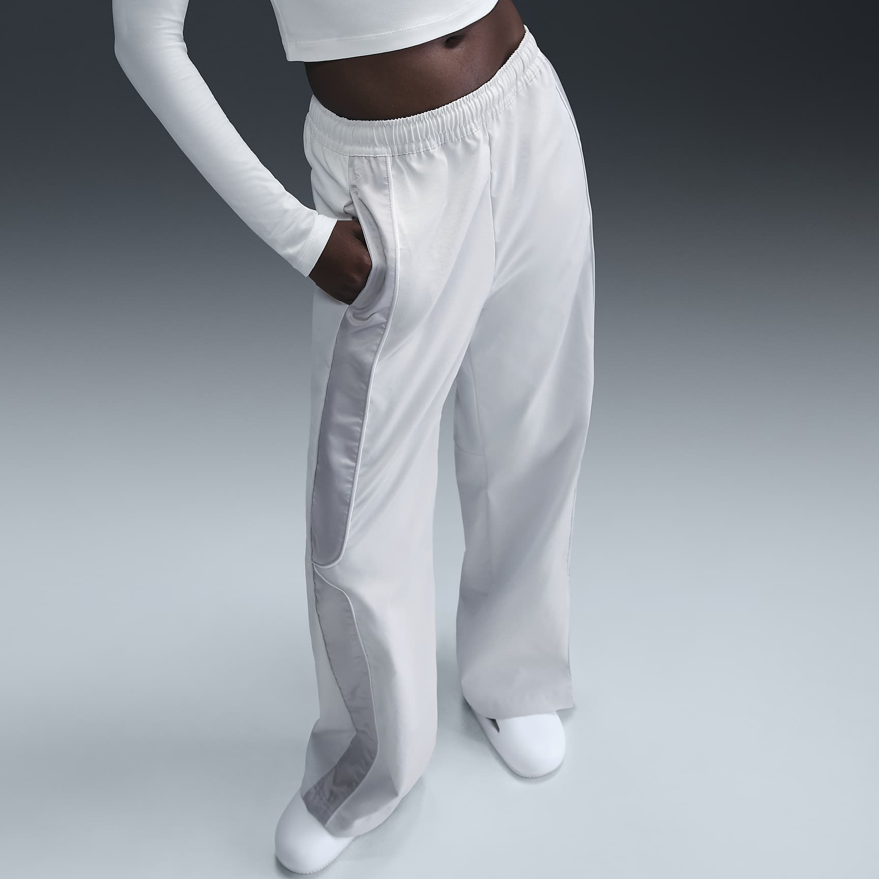 Nike Sportswear Women's Woven Pants