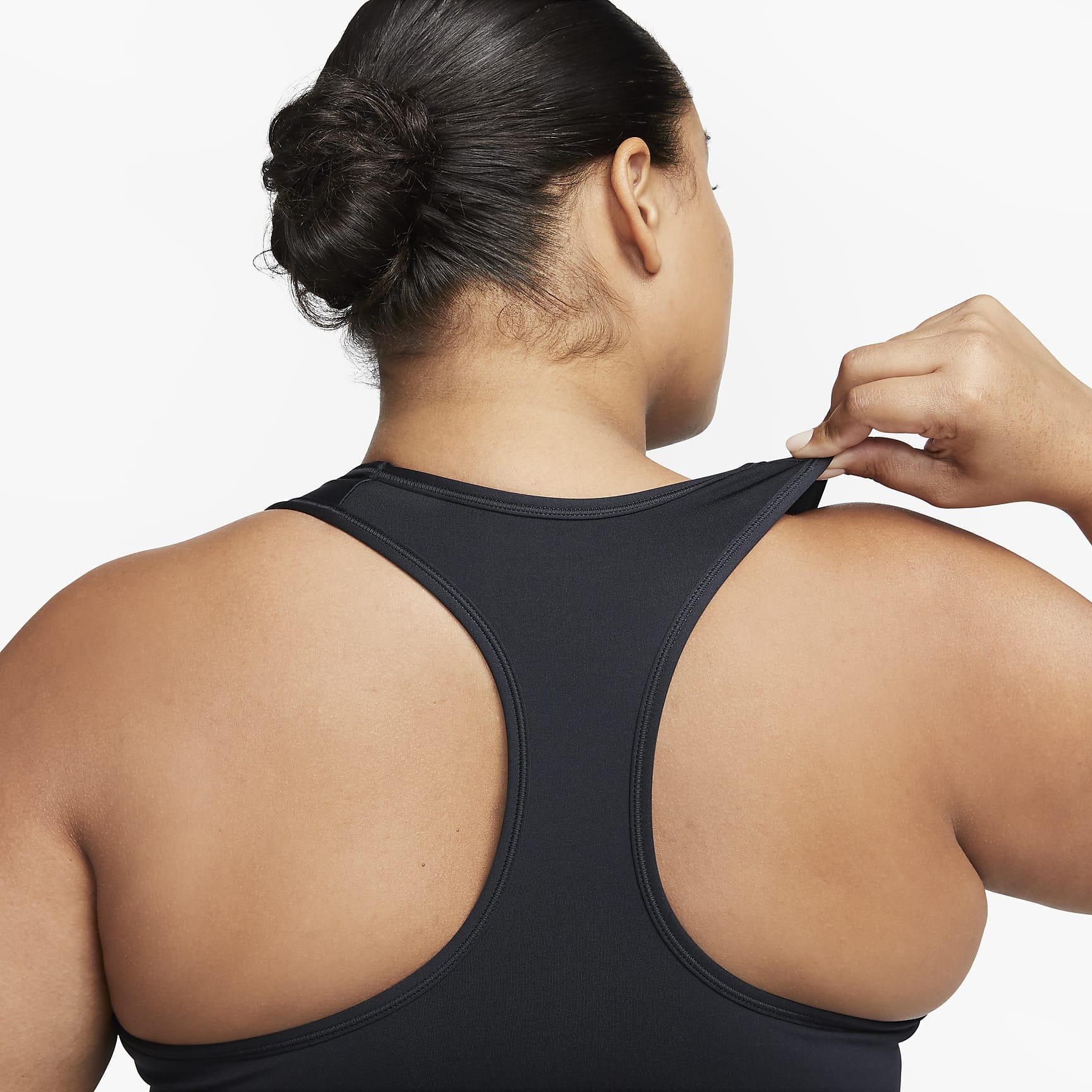 Nike Swoosh Medium Support Women's Padded Sports Bra (Plus Size)