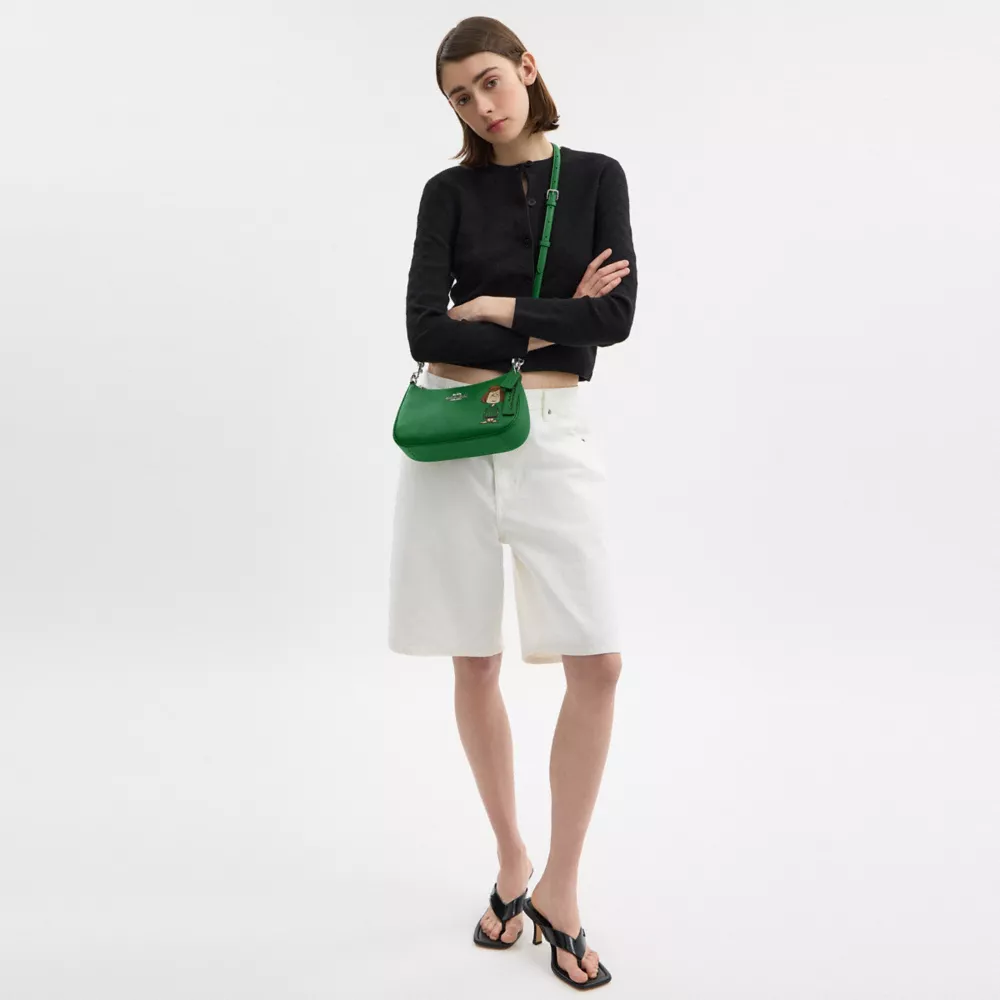 Сумка COACH Coach X Peanuts Teri Shoulder Bag With Peppermint Patty