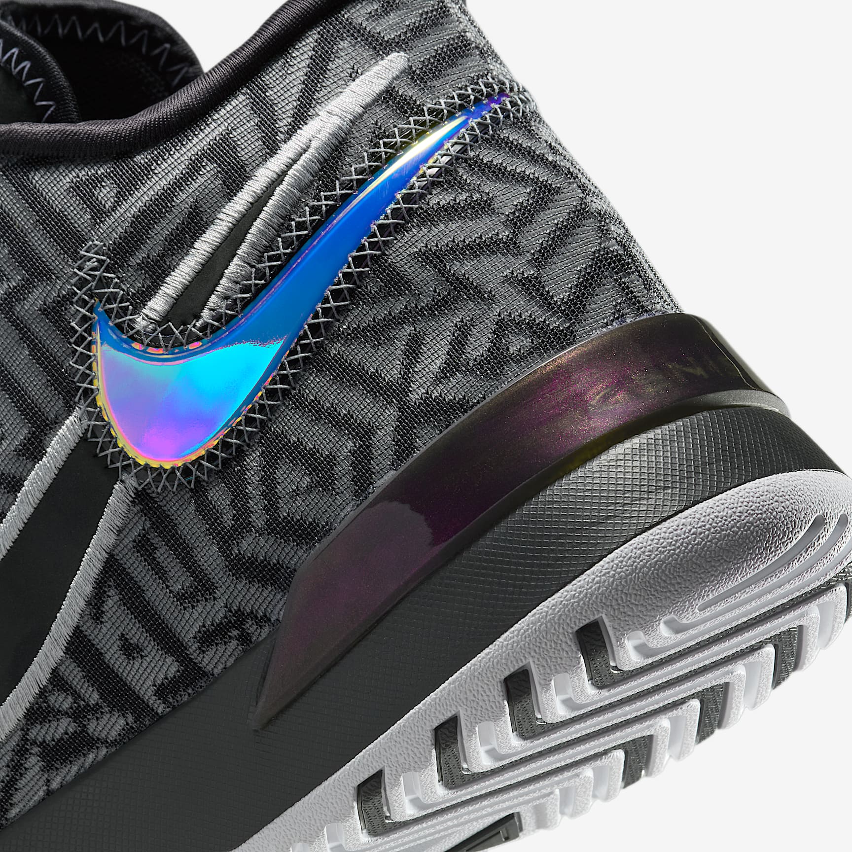 LeBron NXXT Genisus Basketball Shoes