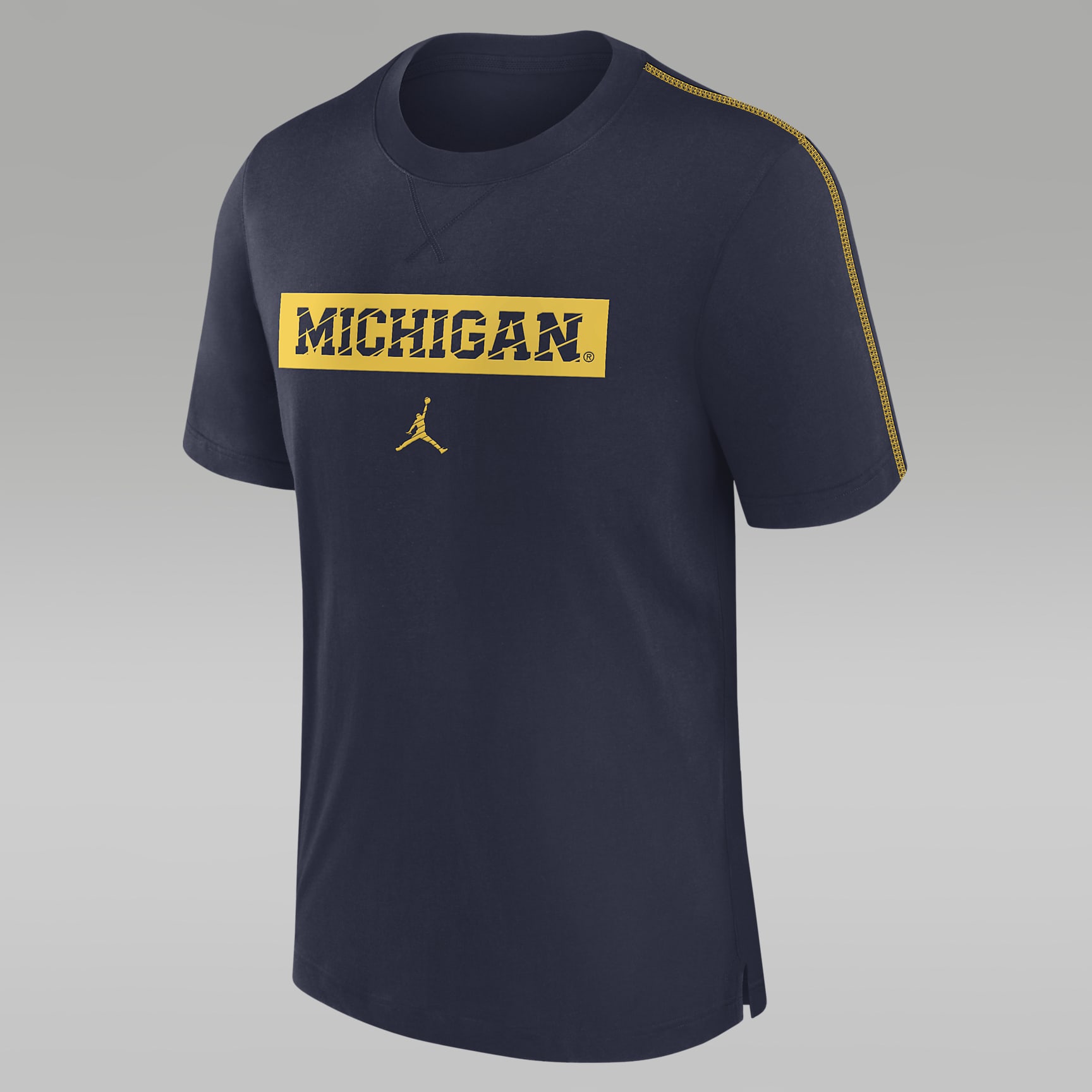 Michigan Wolverines Sideline Player Men's Jordan Dri-FIT College T-Shirt