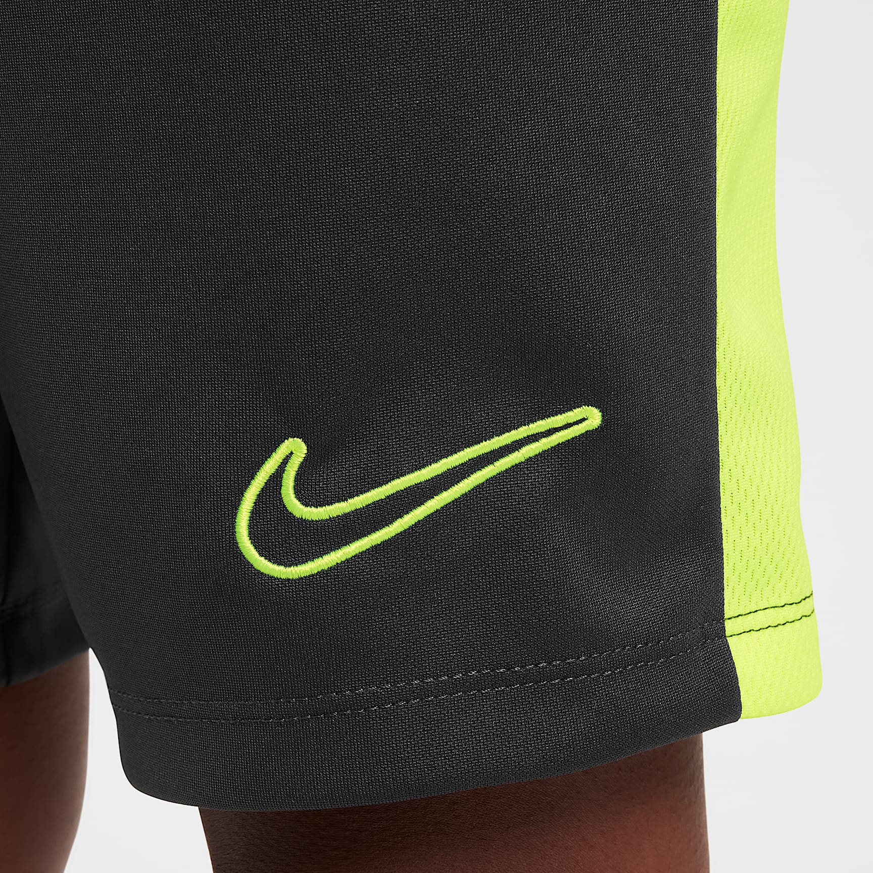 Nike Dri-FIT Academy Kids' Soccer Shorts