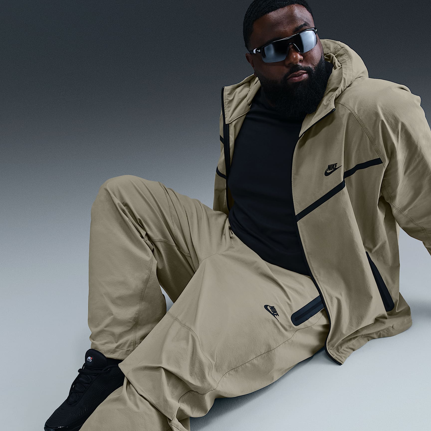 Nike Tech Men's Woven Oversized Pants