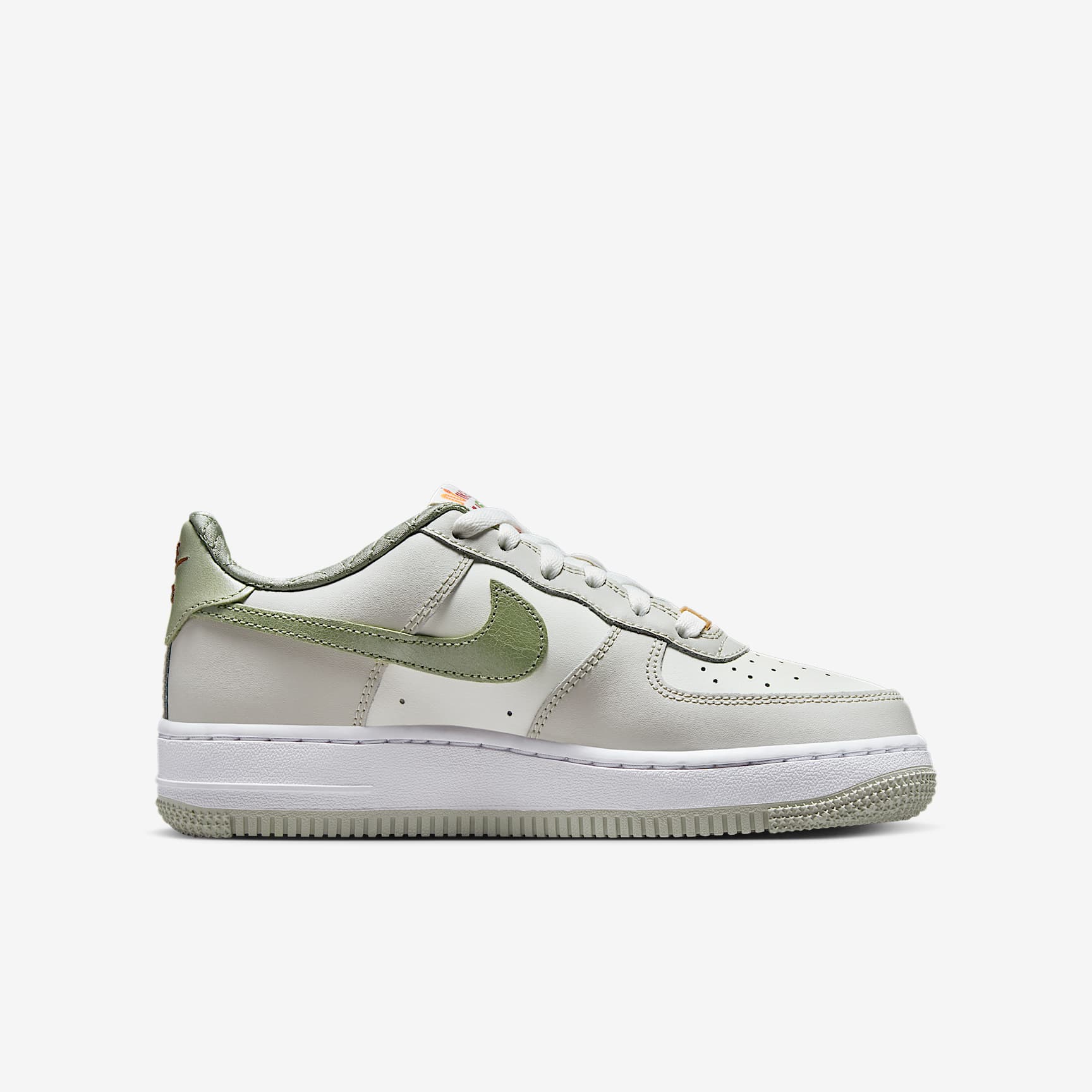 Nike Air Force 1 LV8 Big Kids' Shoes