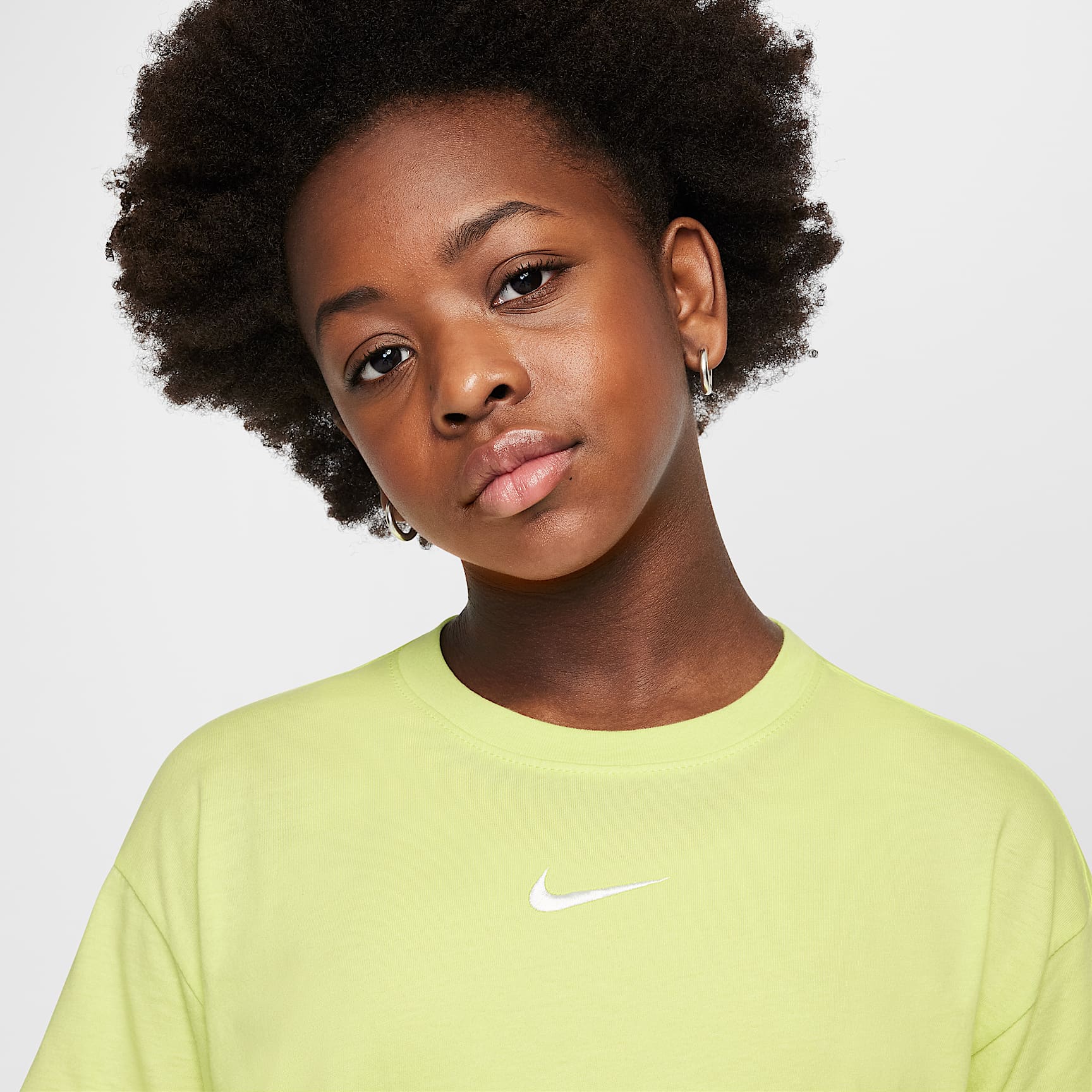 Nike Sportswear Essential Big Kids' (Girls') T-Shirt
