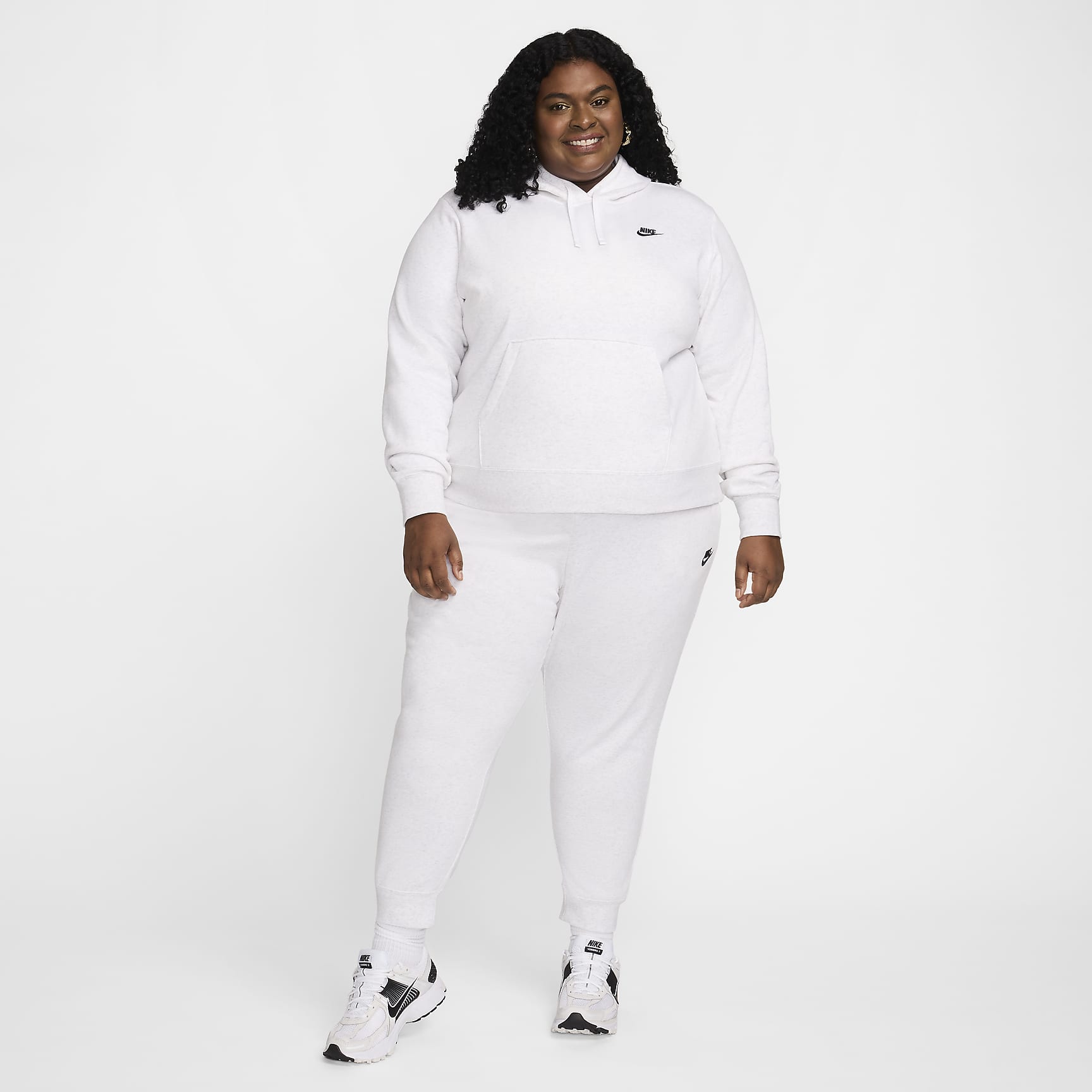 Nike Sportswear Club Fleece Women's Mid-Rise Joggers (Plus Size)