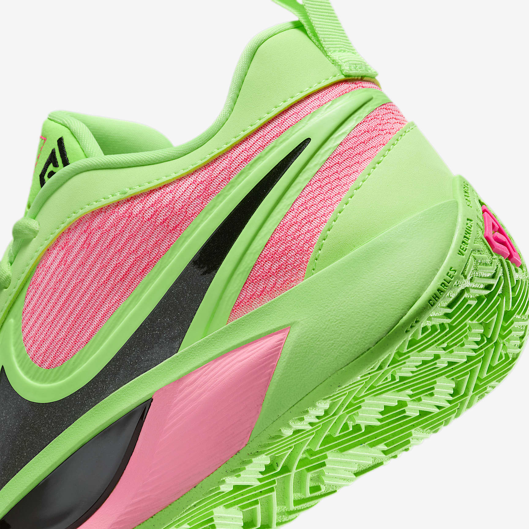Giannis Freak 6 Big Kids' Basketball Shoes