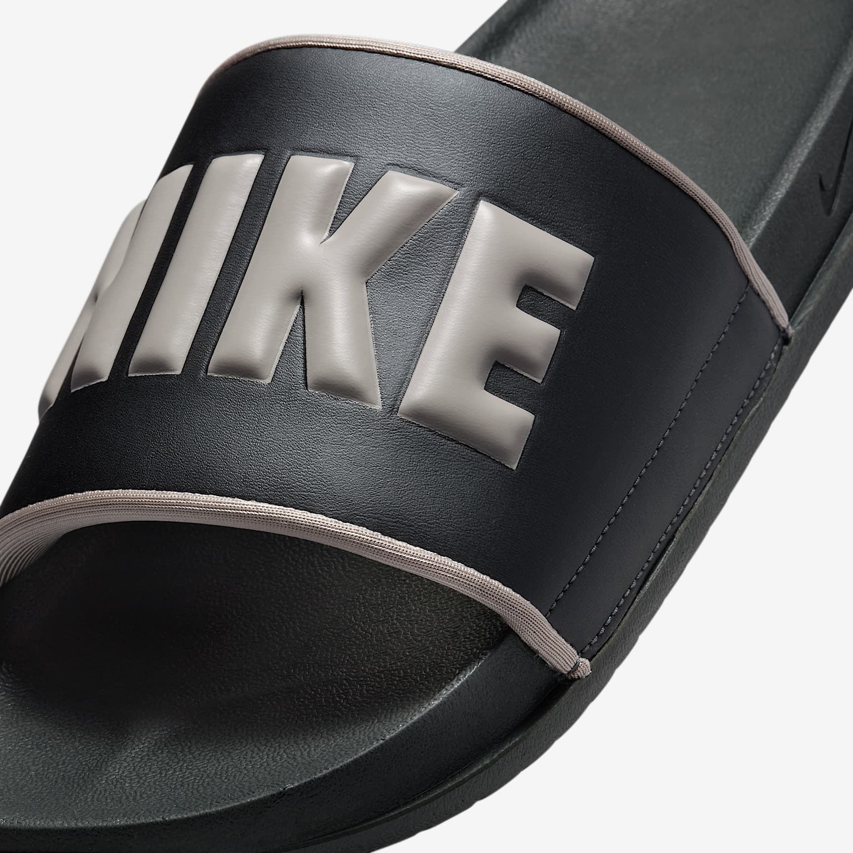 Nike Offcourt Men's Slides