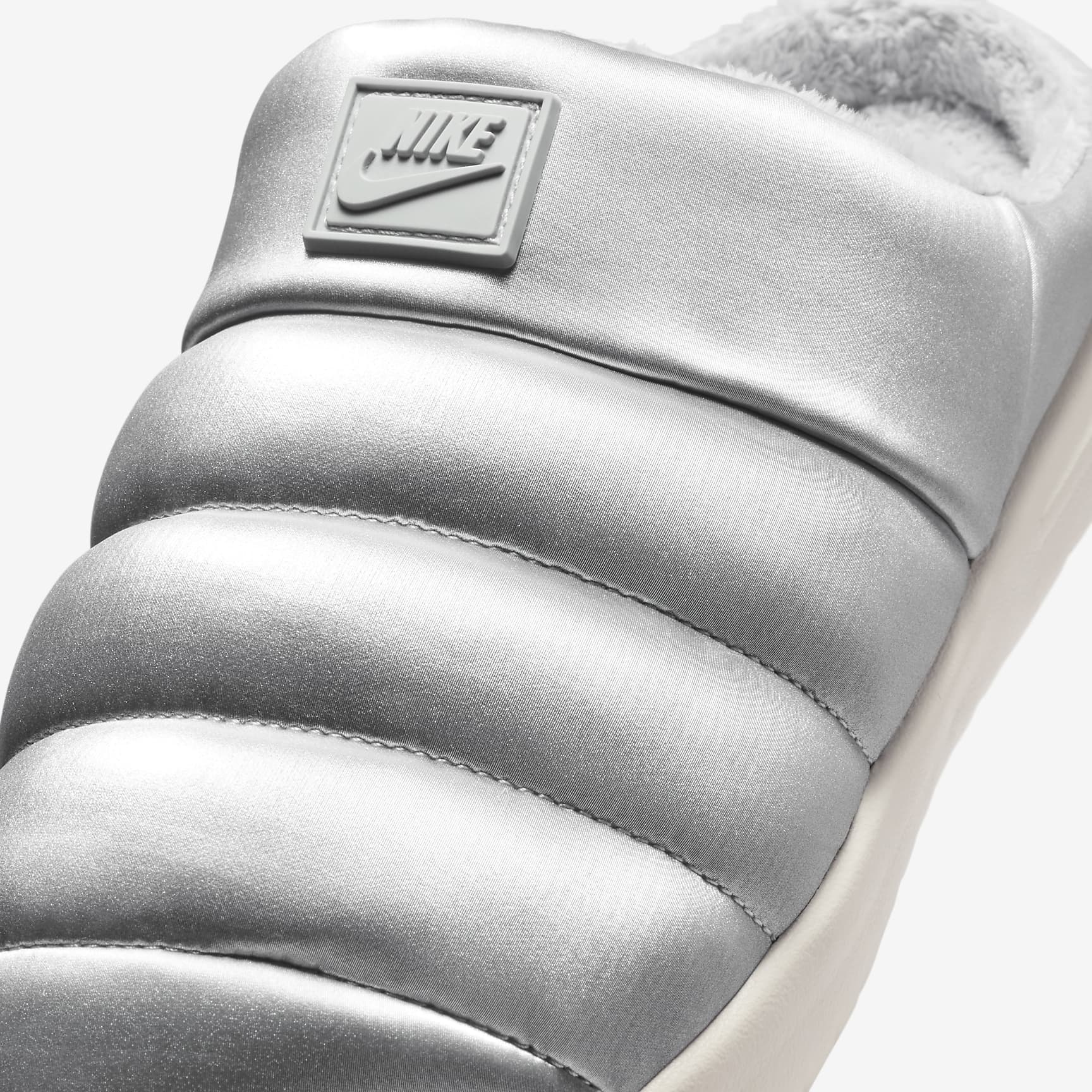 Nike Burrow SE Women's Slippers