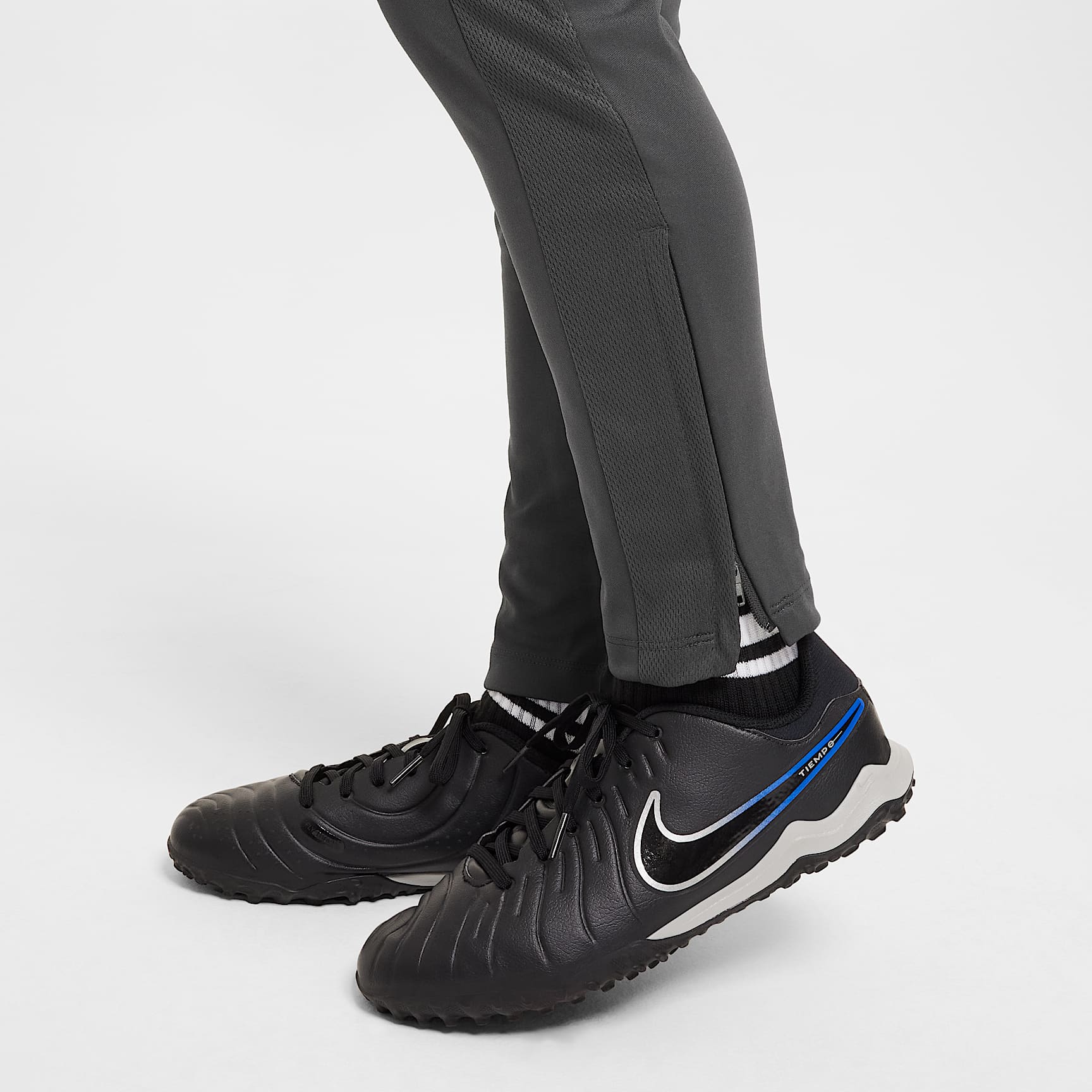 Nike Academy Big Kids' Dri-FIT Soccer Pants