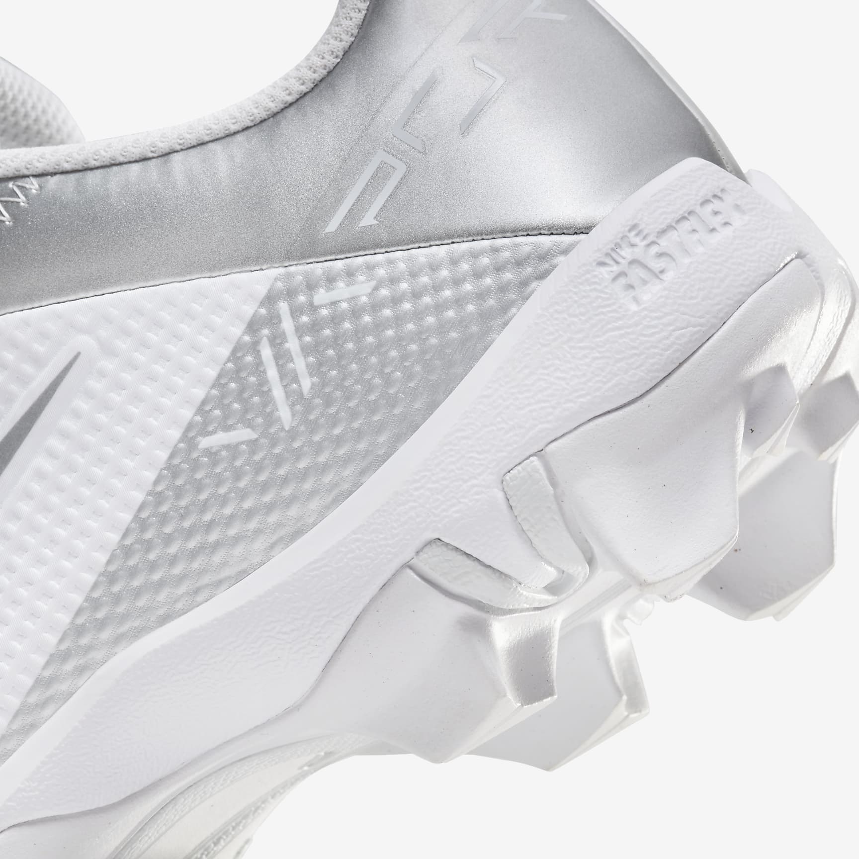 Nike Vapor Edge Shark 2 Little/Big Kids' Football Cleats