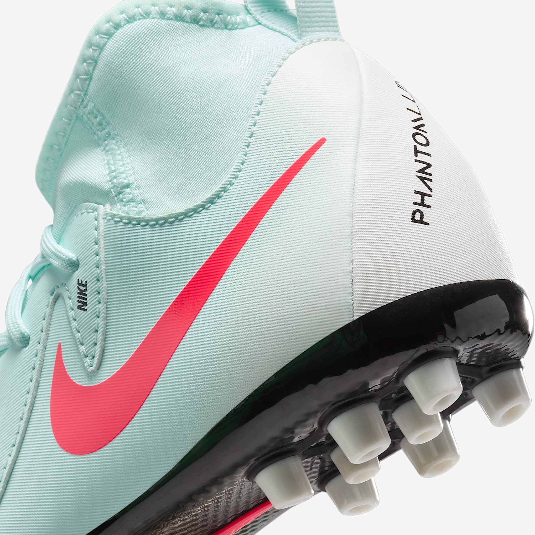 Nike Jr. Phantom Luna 2 Academy Little/Big Kids' AG High-Top Soccer Cleats