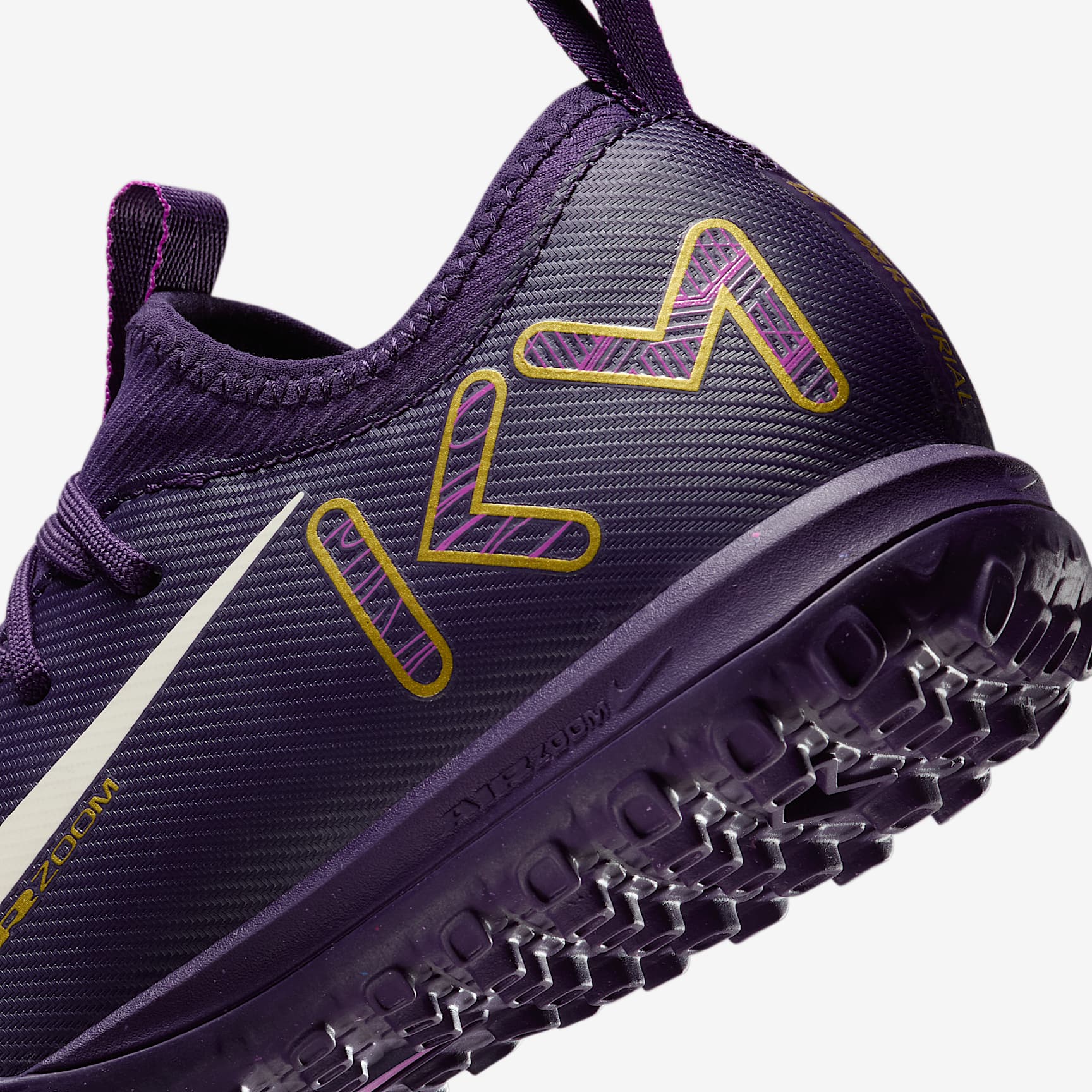 Nike Jr. Mercurial Vapor 16 Academy "Kylian Mbappé" Big Kids' TF Low-Top Soccer Shoes