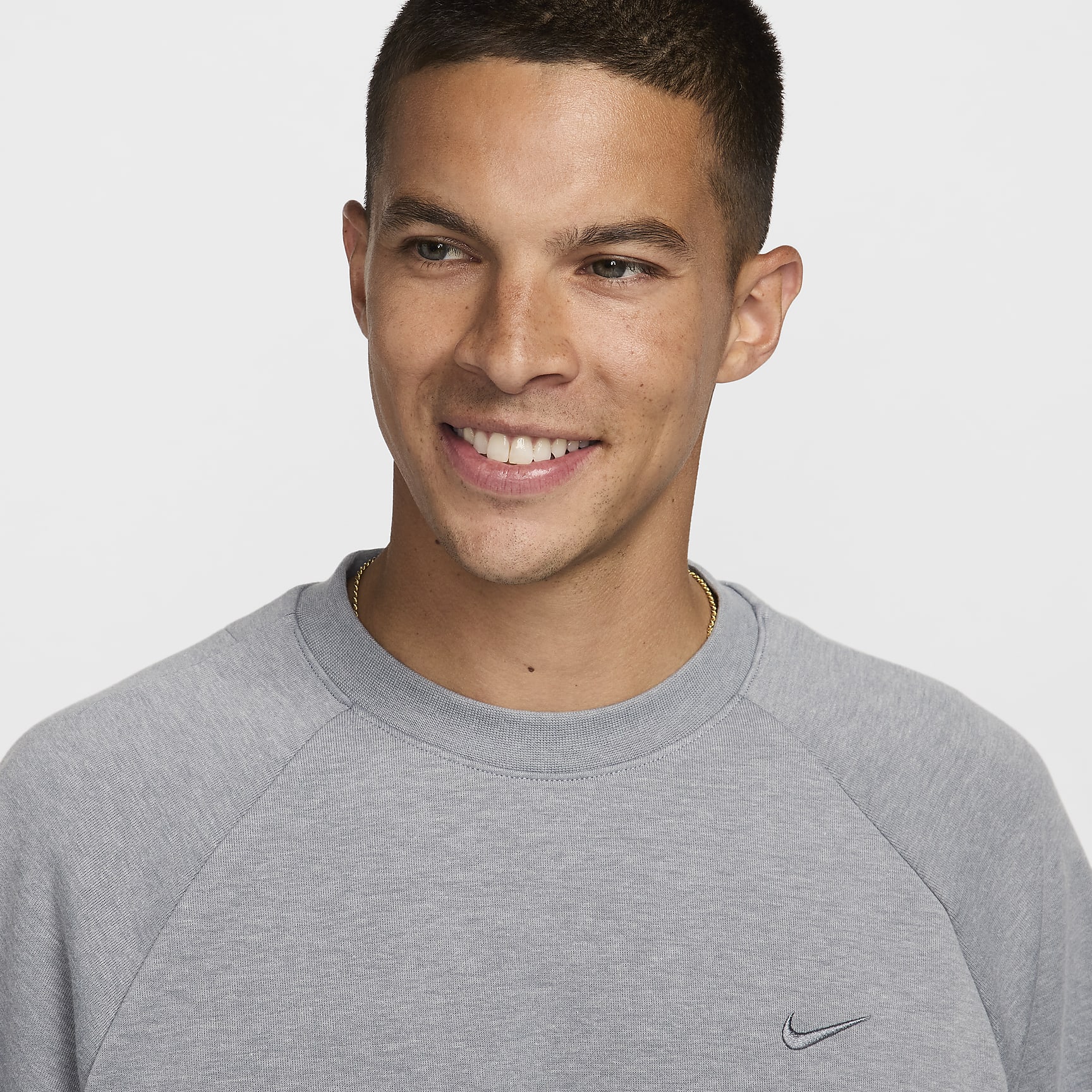 Nike Primary Fleece Men's Dri-FIT UV Performance Crew