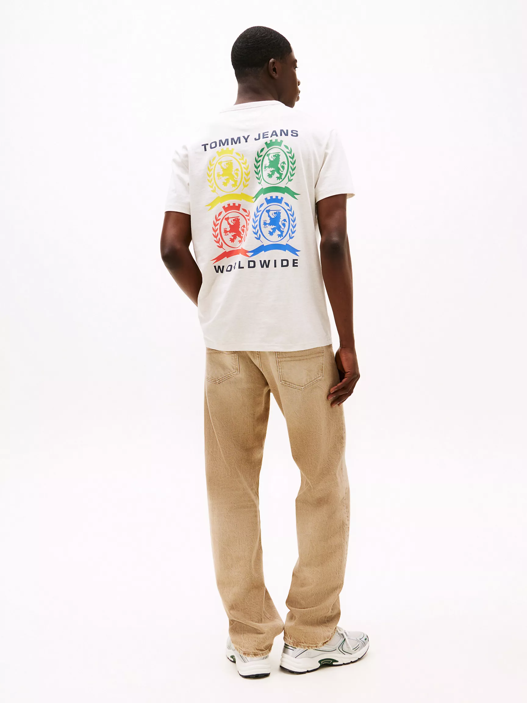 Мужская футболка Tommy Hilfiger, Футболка с повторяющимся разноцветным логотипом герба