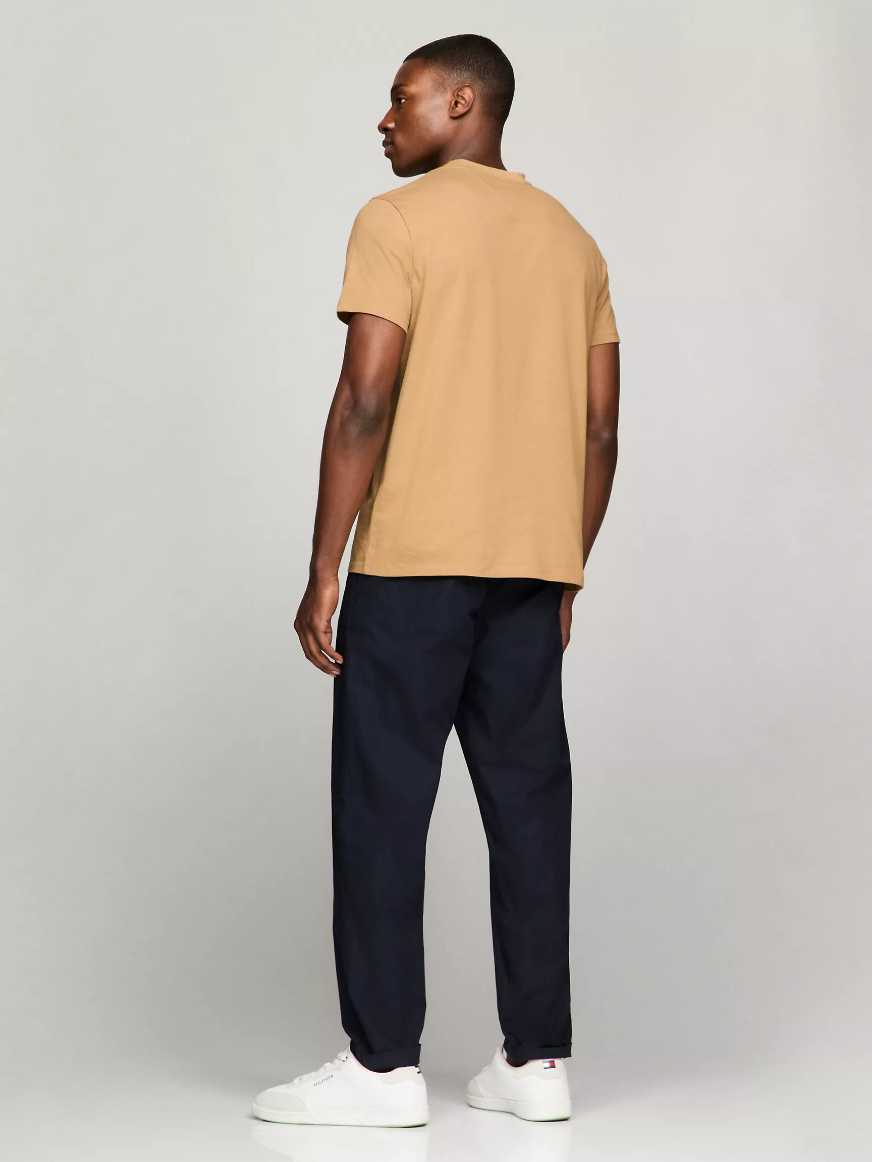 Мужская футболка Tommy Hilfiger, Футболка с университетским монограммным логотипом