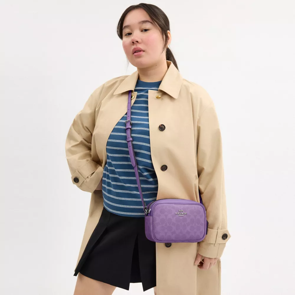 Сумка COACH Mini Jamie Camera Bag In Signature Canvas