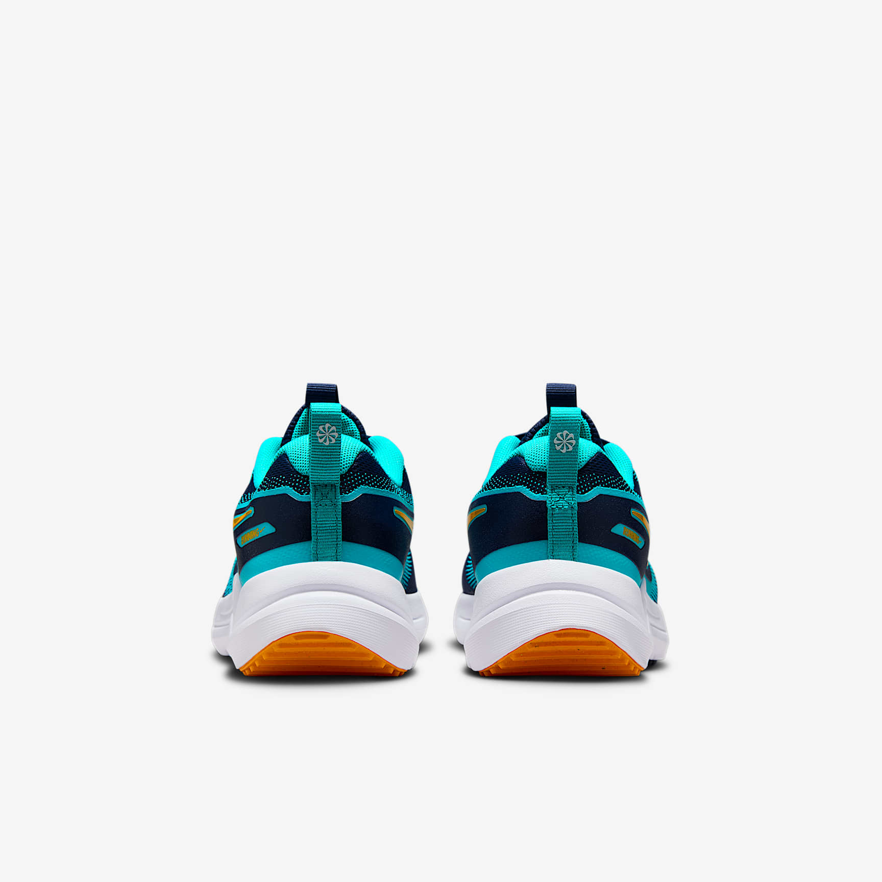 Nike Cosmic Runner Big Kids' Road Running Shoes
