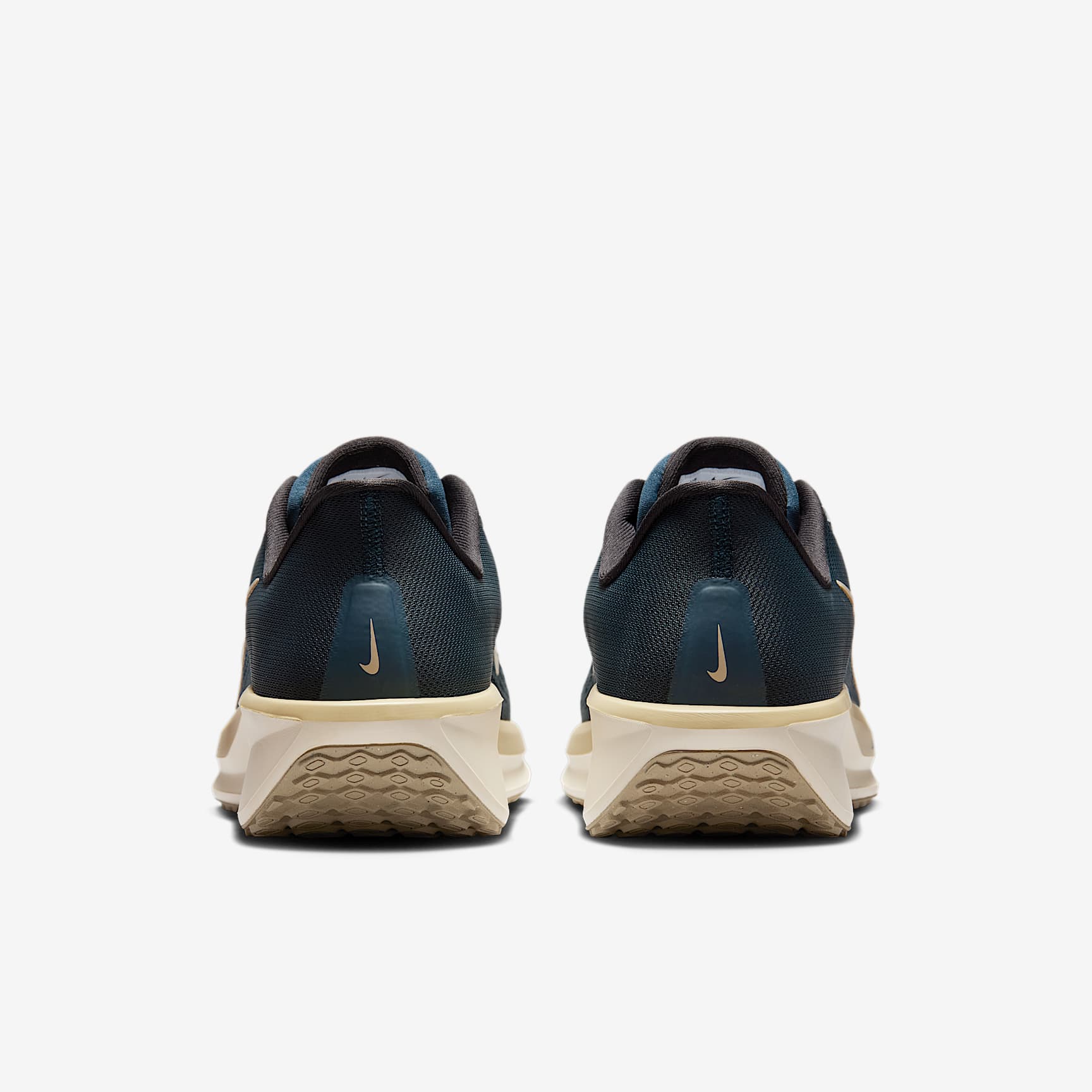 Nike Quest 6 Men's Road Running Shoes
