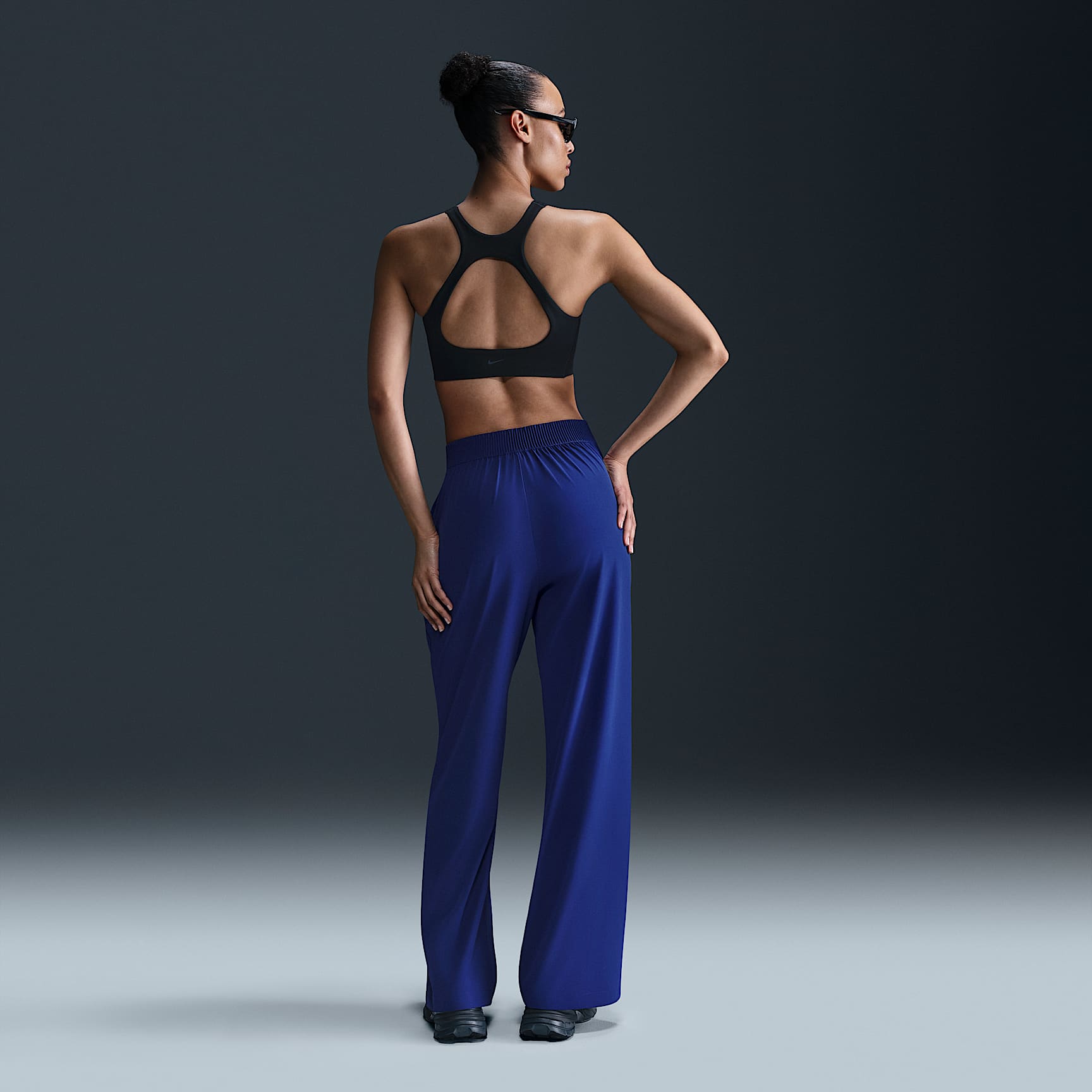 Nike 24.7 PerfectStretch Women's Dri-FIT High-Waisted Loose Wide-Leg Pants