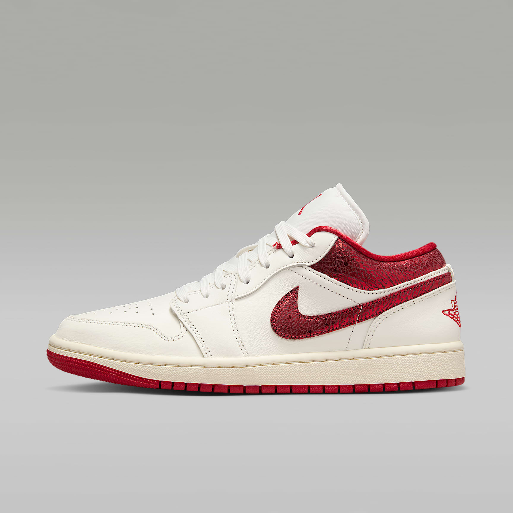 Air Jordan 1 Low SE Women's Shoes