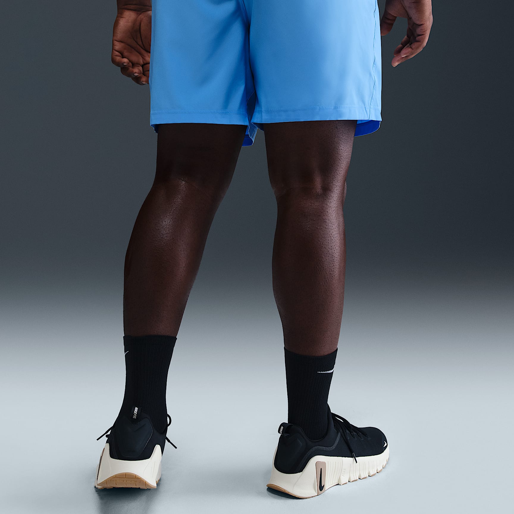 Nike Form Men's Dri-FIT 7" Unlined Versatile Shorts