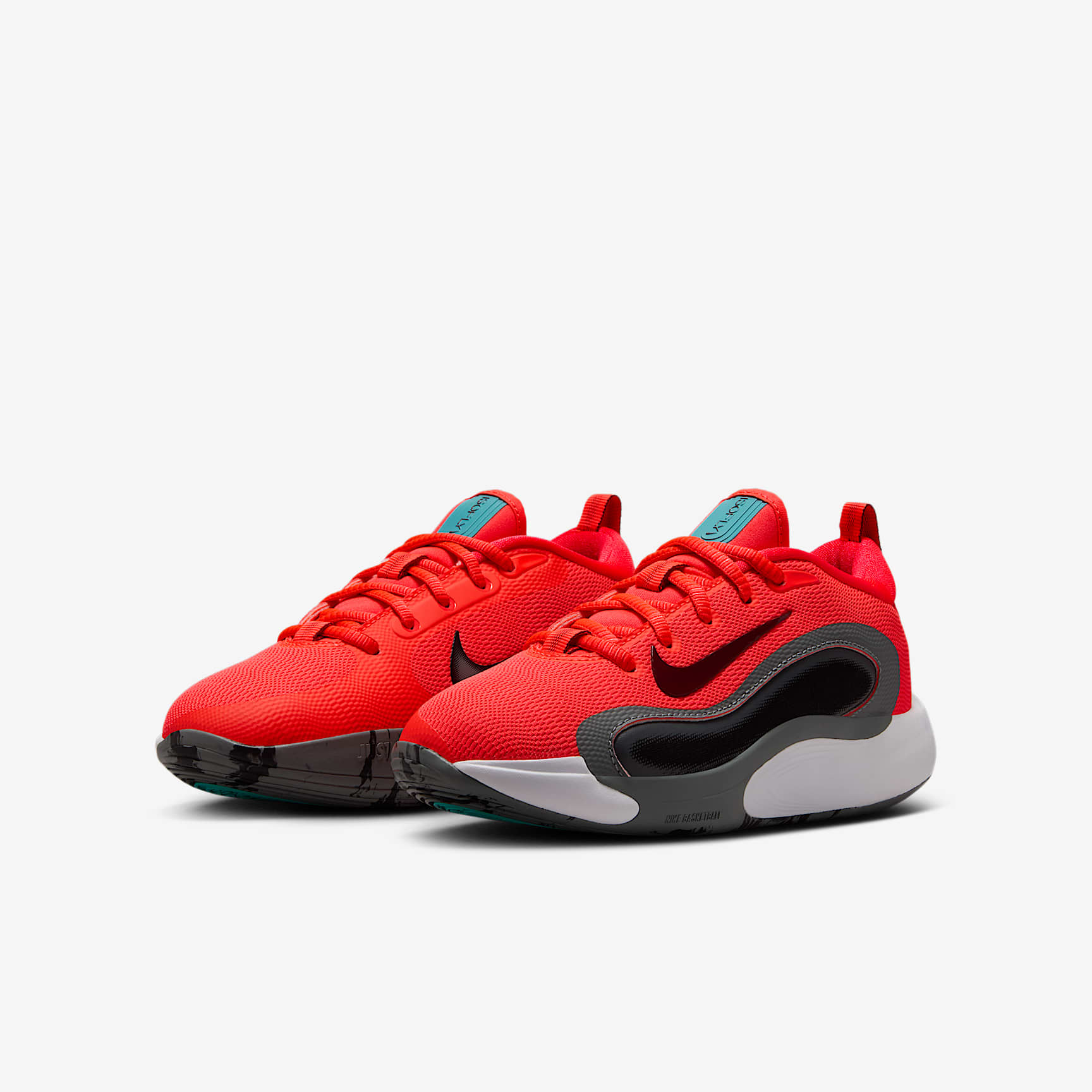 Nike IsoFly Big Kids' Basketball Shoes