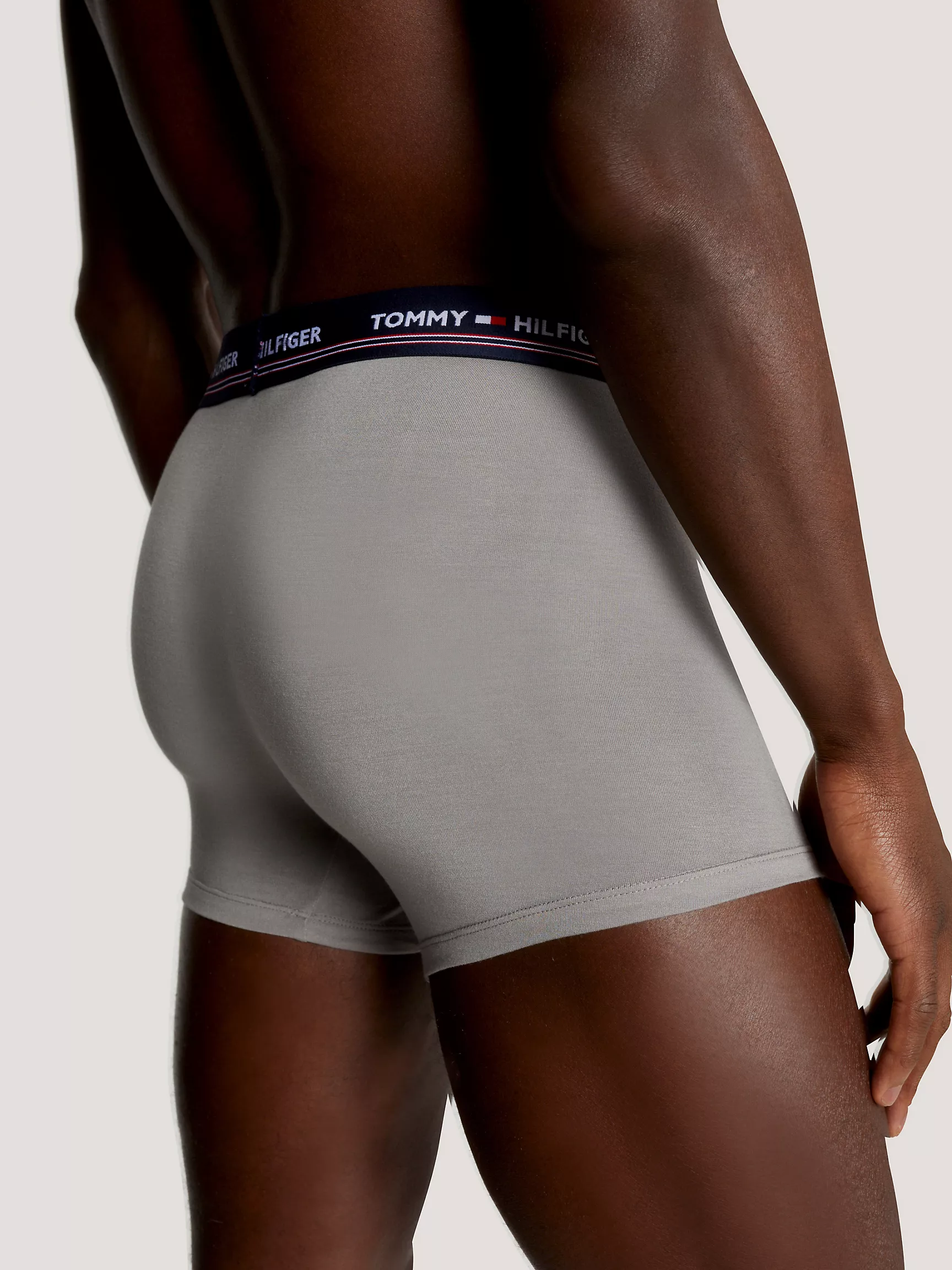 Мужское нижнее белье Tommy Hilfiger, Укороченные трусы-боксеры из эластичного модала (набор 3 шт.)