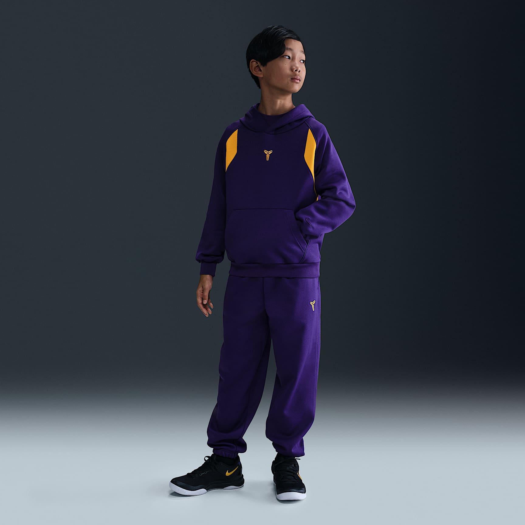 Kobe Big Kids' Therma-FIT Pullover Hoodie
