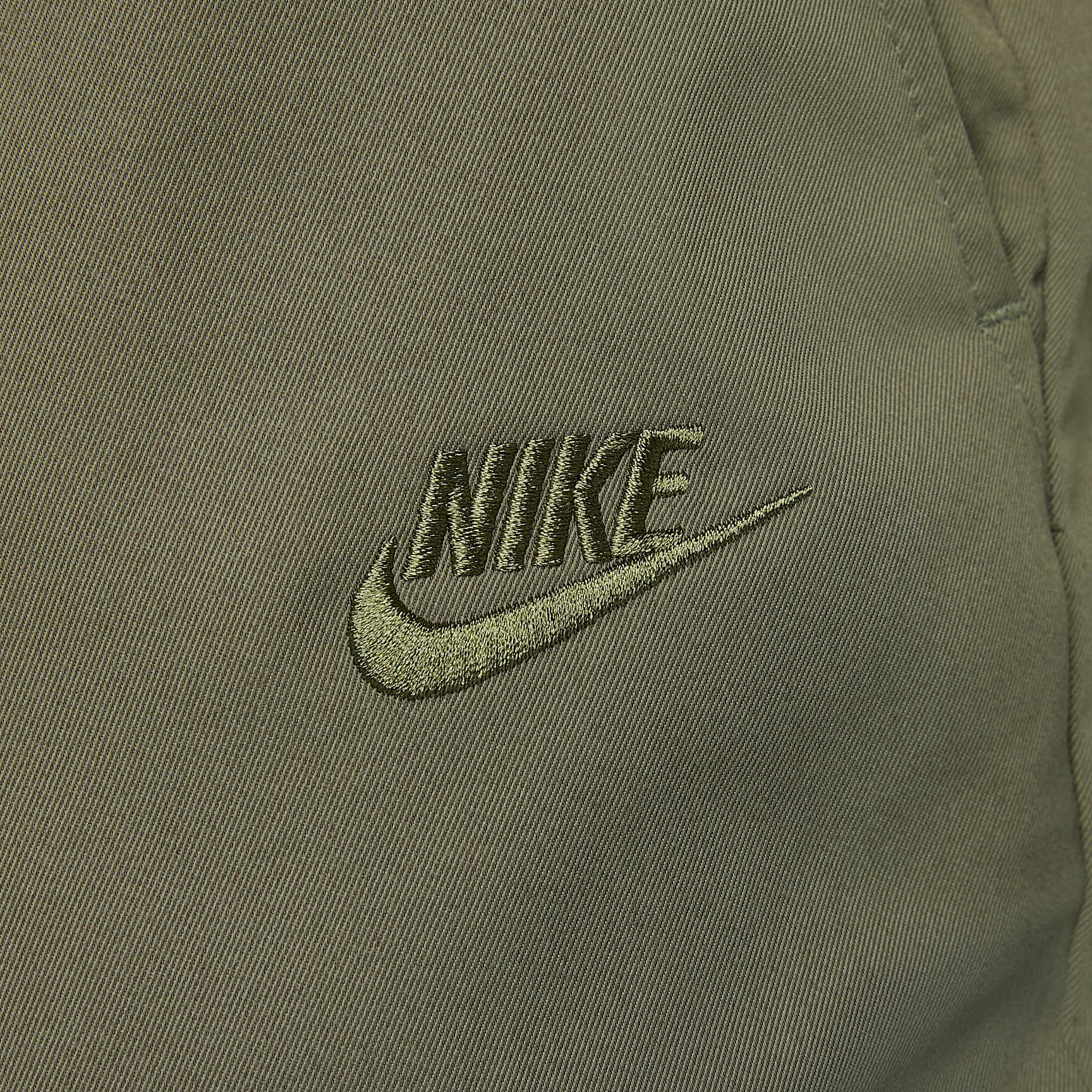 Nike Club Men's Woven Tapered Pants