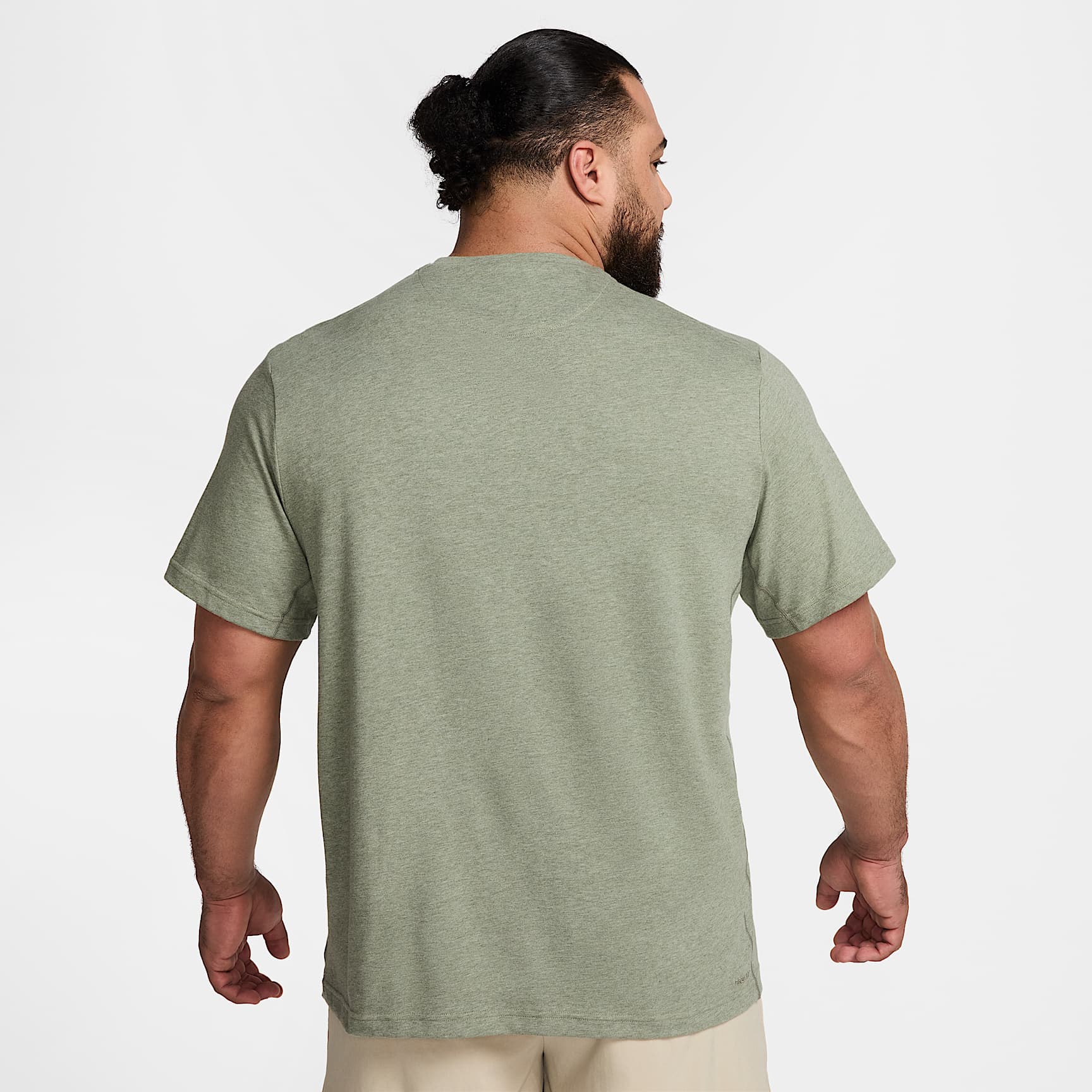 Nike Primary Men's Dri-FIT Short-Sleeve Versatile Top