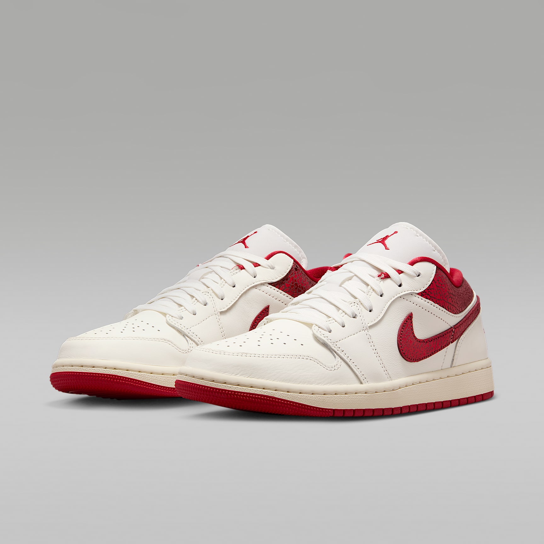 Air Jordan 1 Low SE Women's Shoes