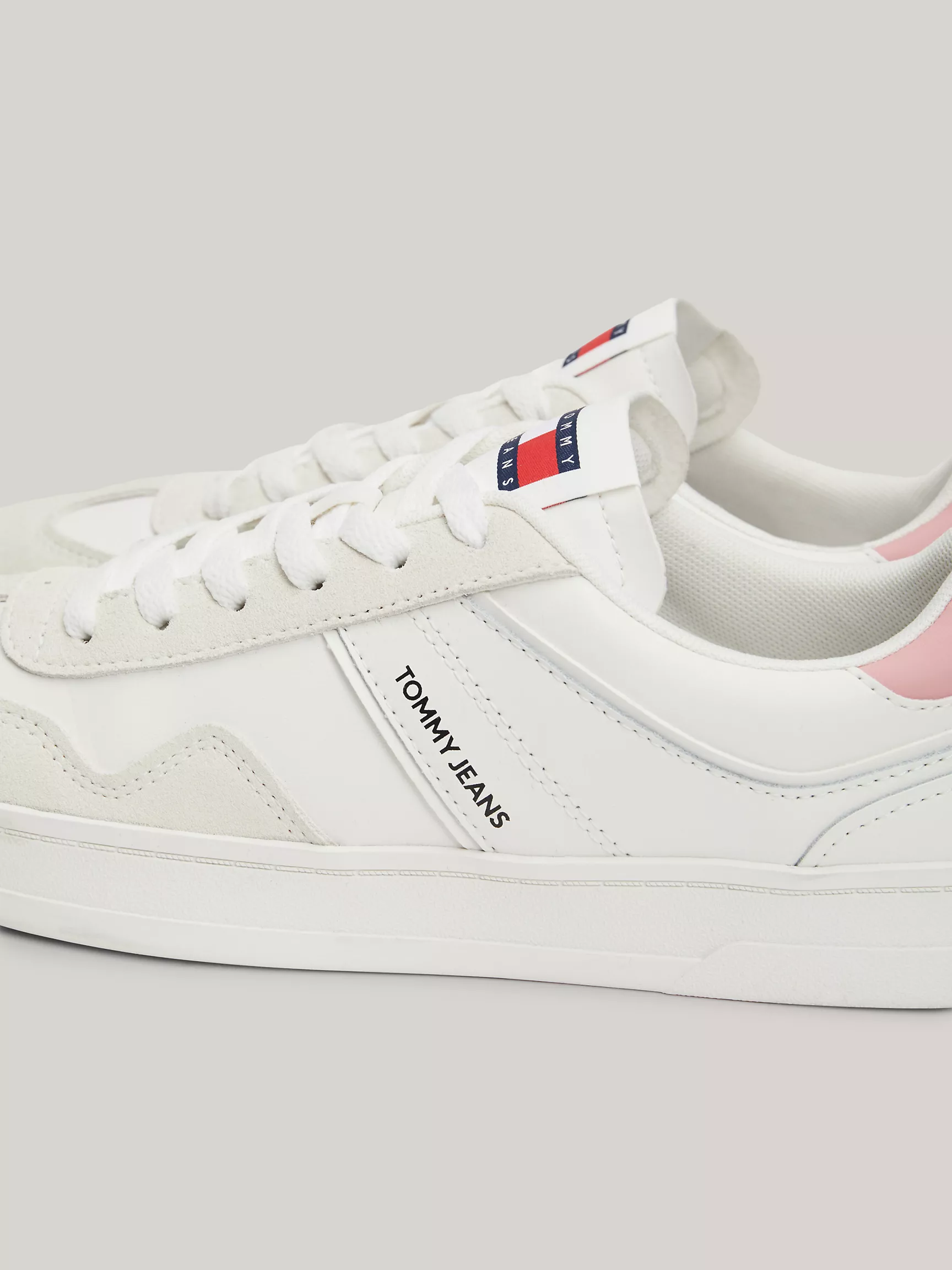 Женские кроссовки Tommy Hilfiger, Кроссовки TJ из замши с текстурными вставками