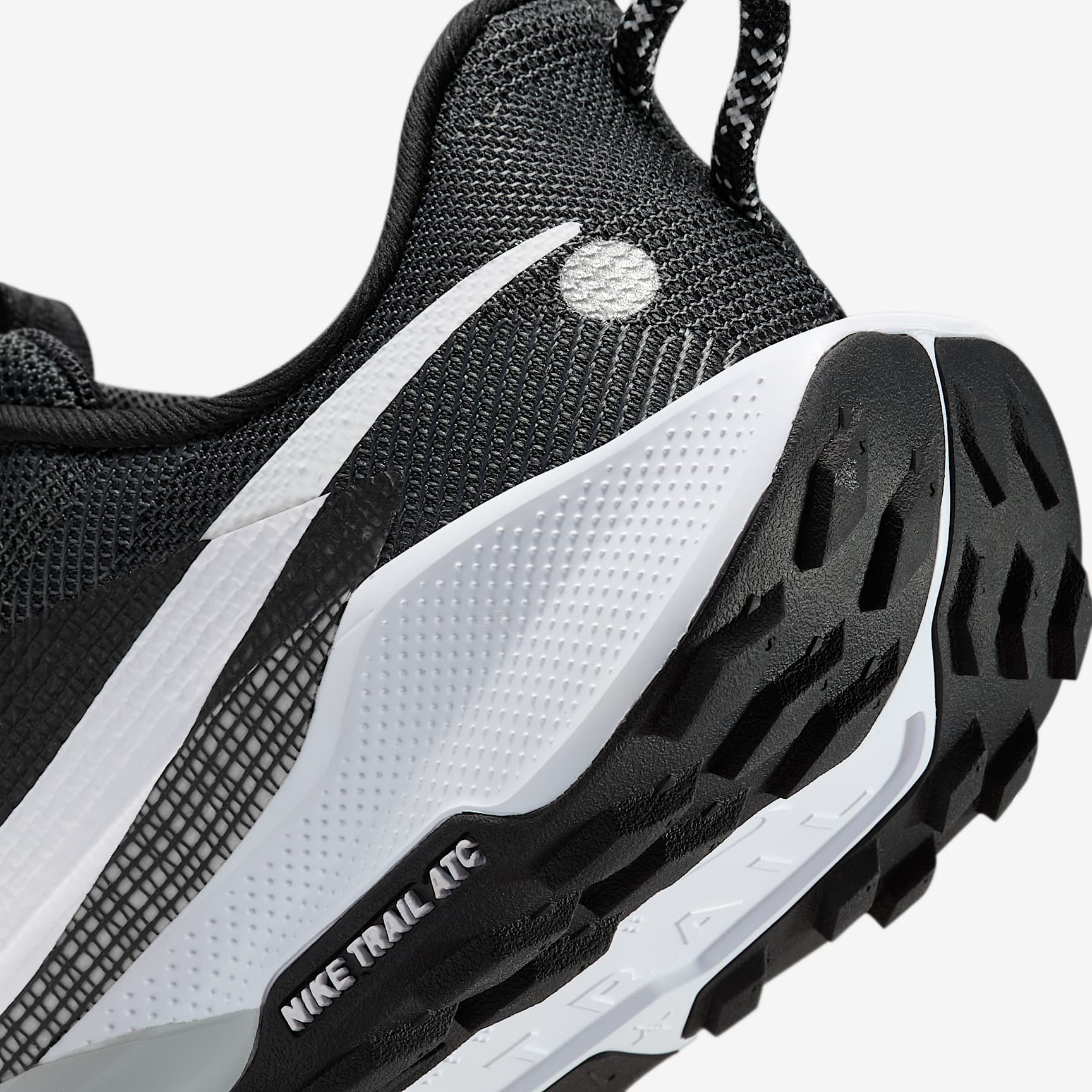 Nike Pegasus Trail 5 Big Kids' Trail Running Shoes