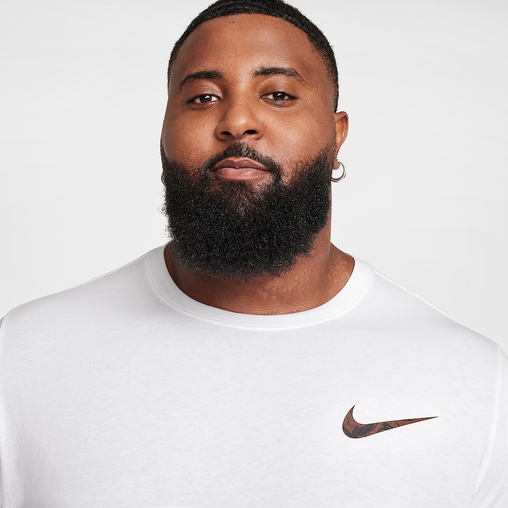 Nike Sportswear Club Long-Sleeve T-Shirt