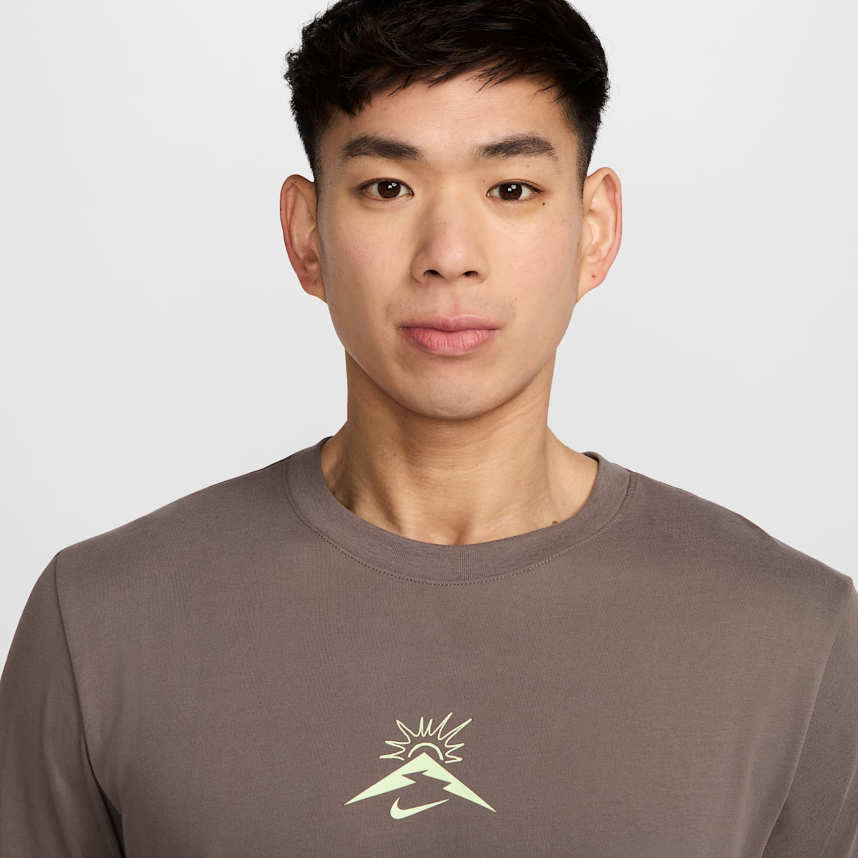 Nike Trail Men's Dri-FIT Long-Sleeve Running T-Shirt