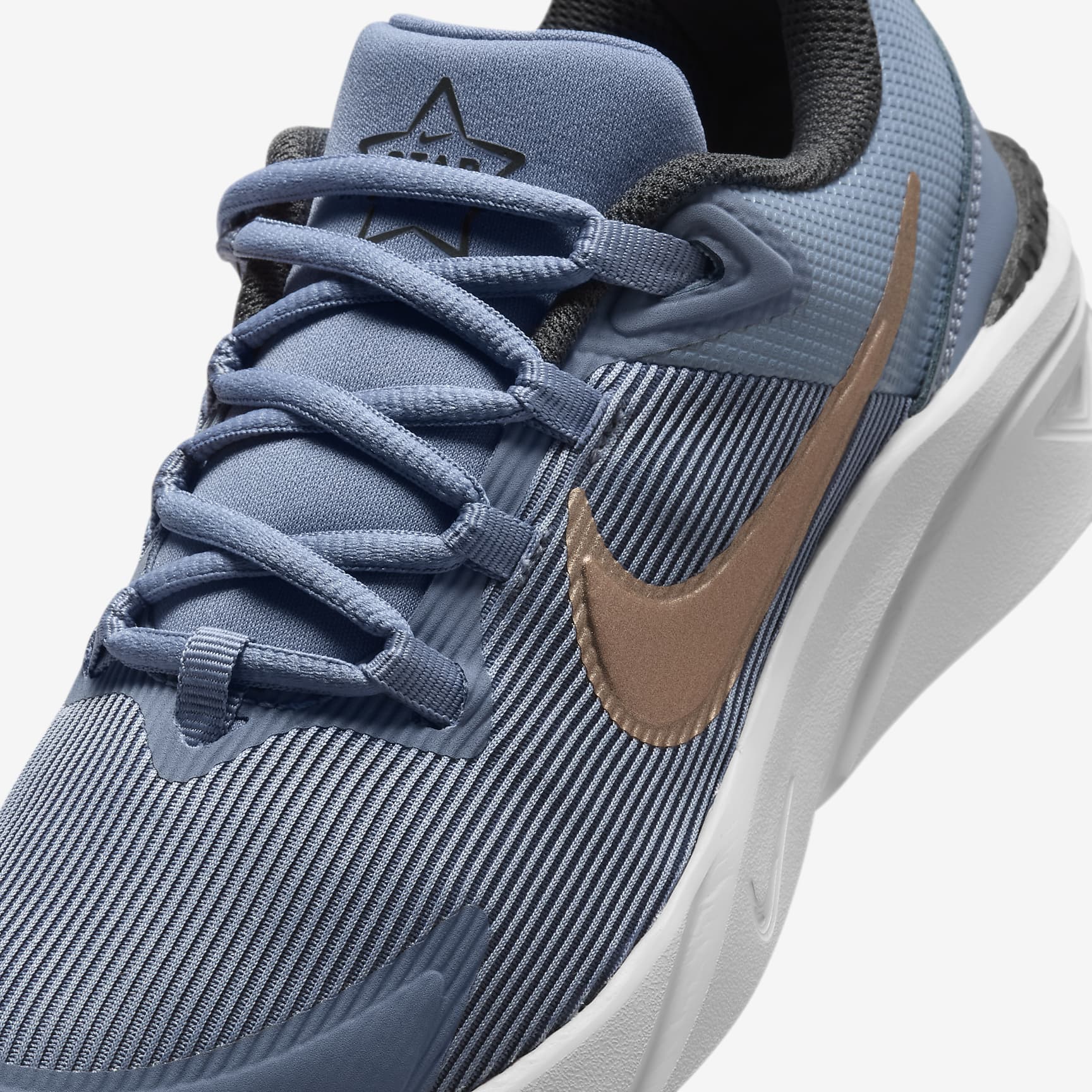 Nike Star Runner 4 Big Kids' Road Running Shoes