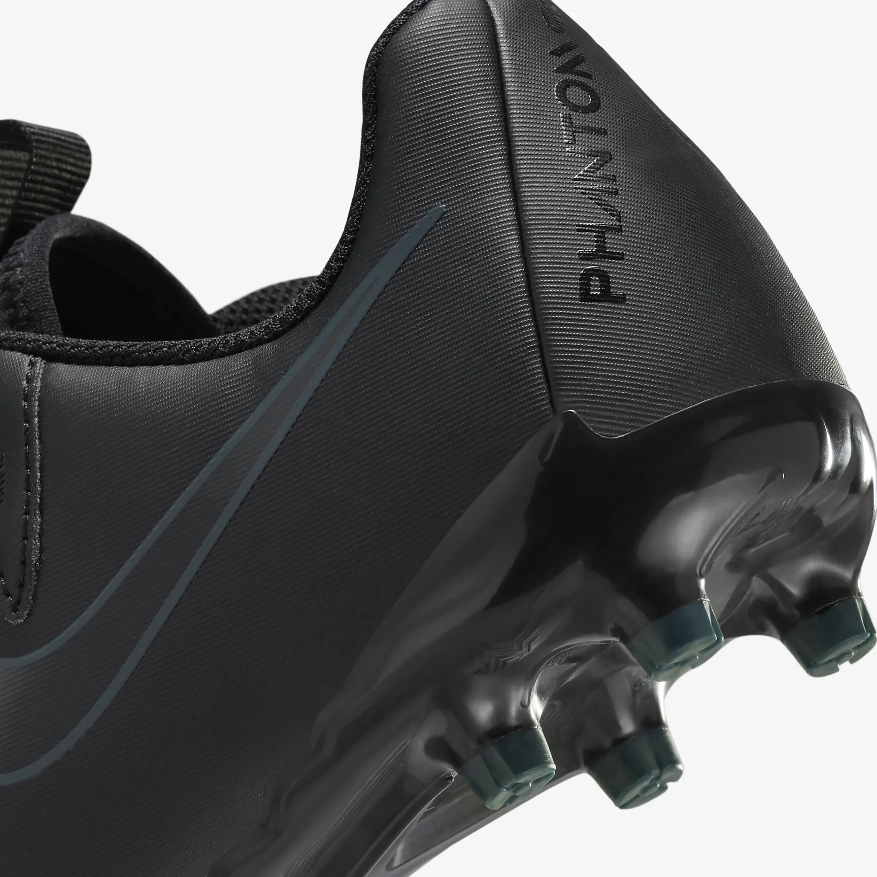 Nike Jr. Phantom GX 2 Academy Little/Big Kids' MG Low-Top Soccer Cleats