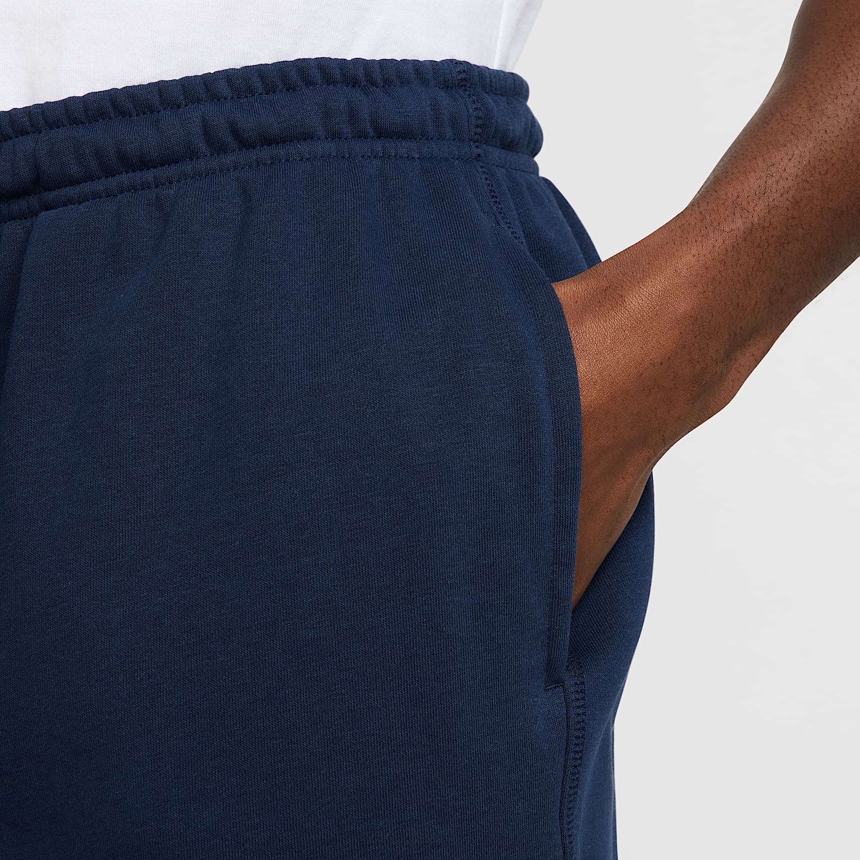 Nike Club Men's French Terry Flow Shorts