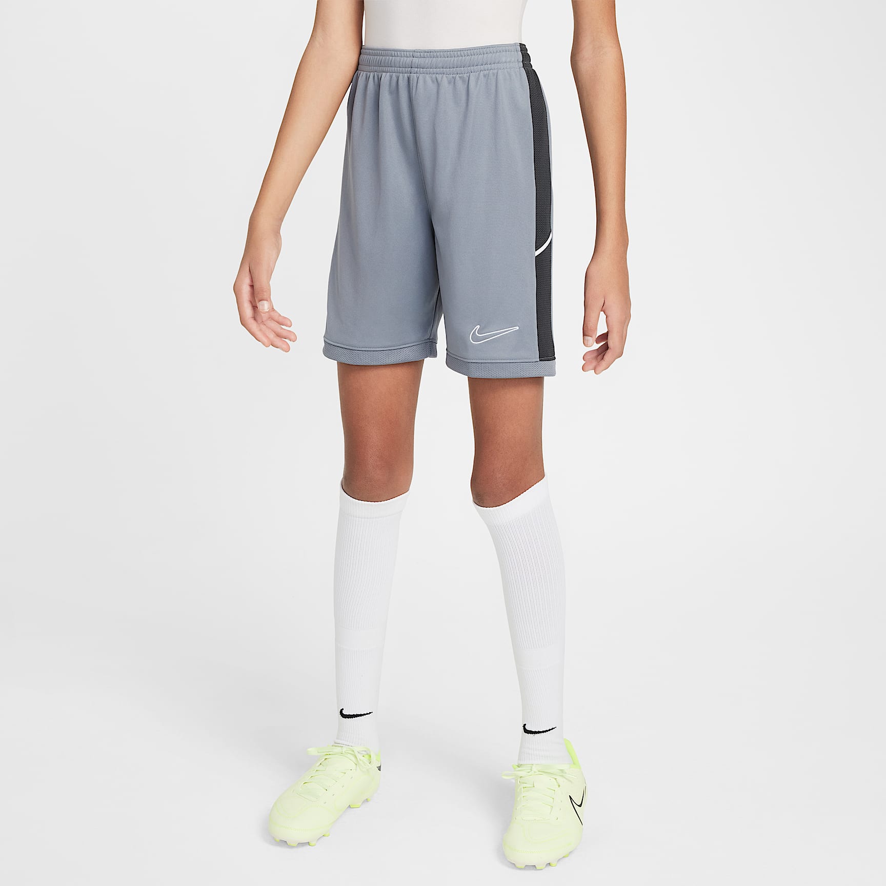 Nike Academy Big Kids' Dri-FIT 7" Soccer Shorts