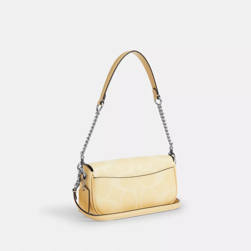 Сумка COACH Hailey Flap Bag In Signature Canvas