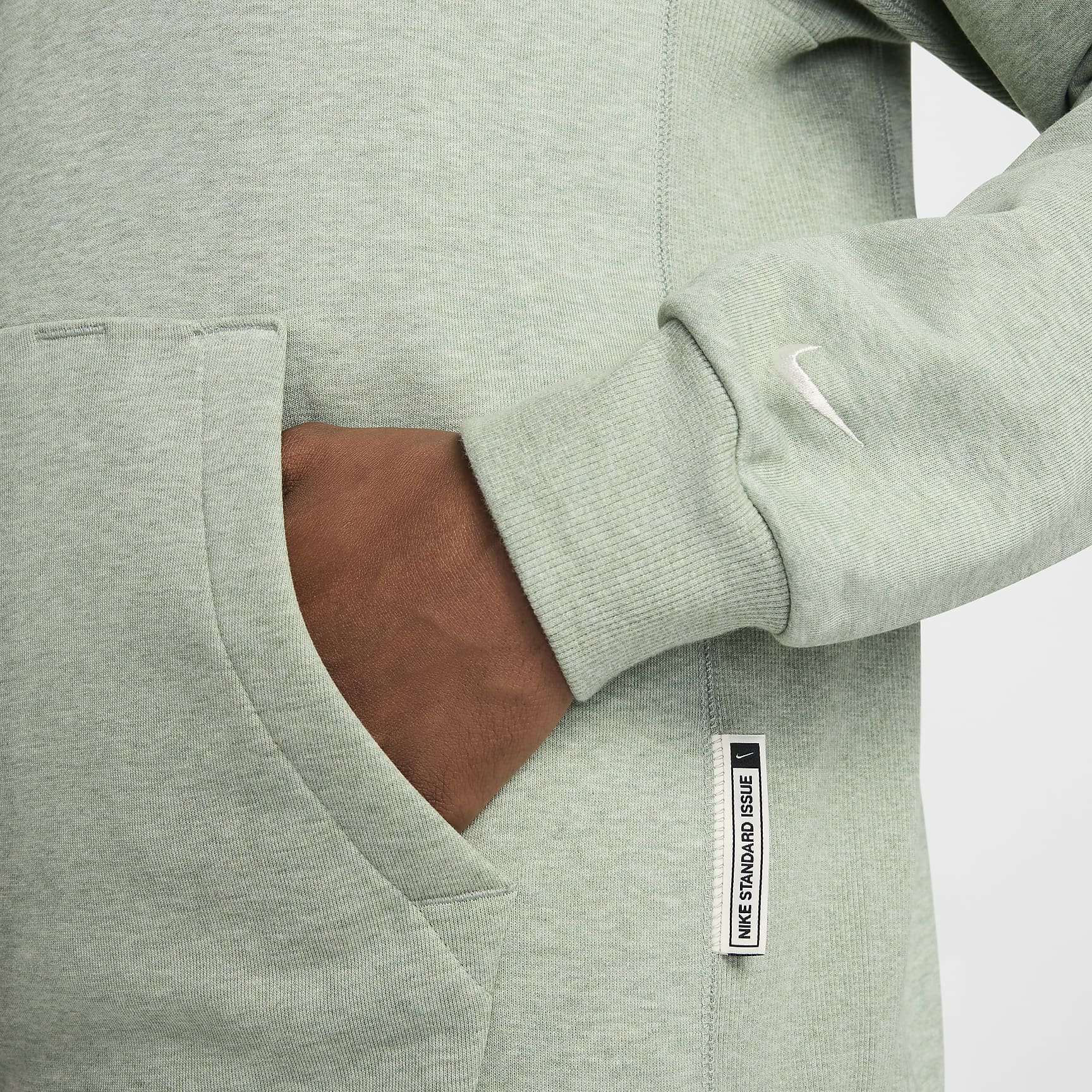Nike Standard Issue Men's Dri-FIT Pullover Basketball Hoodie