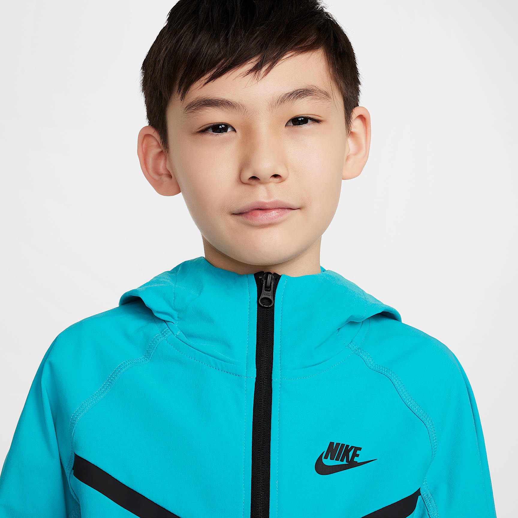 Nike Tech Big Kids' (Boys') Woven Jacket