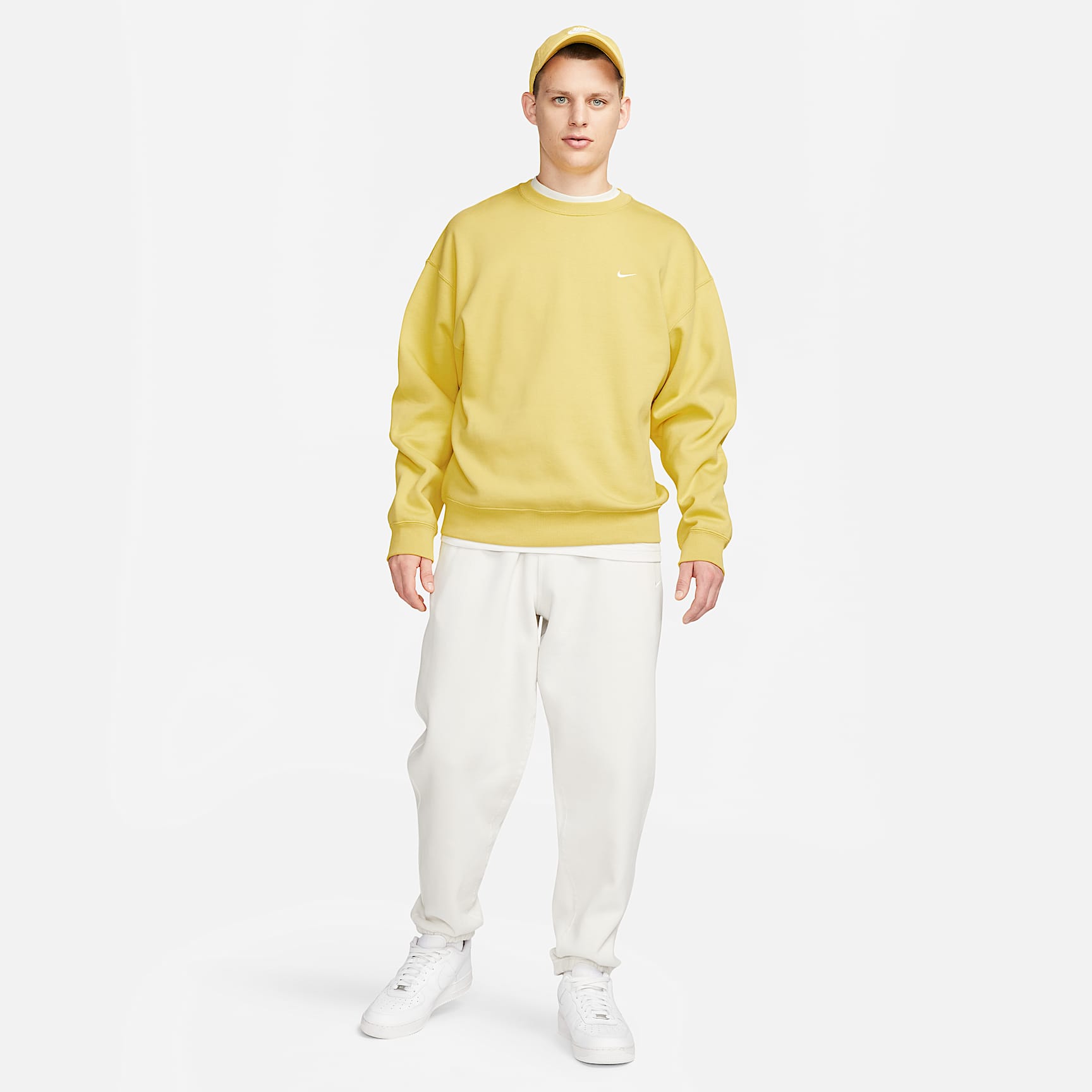 Nike Solo Swoosh Men's Fleece Crew