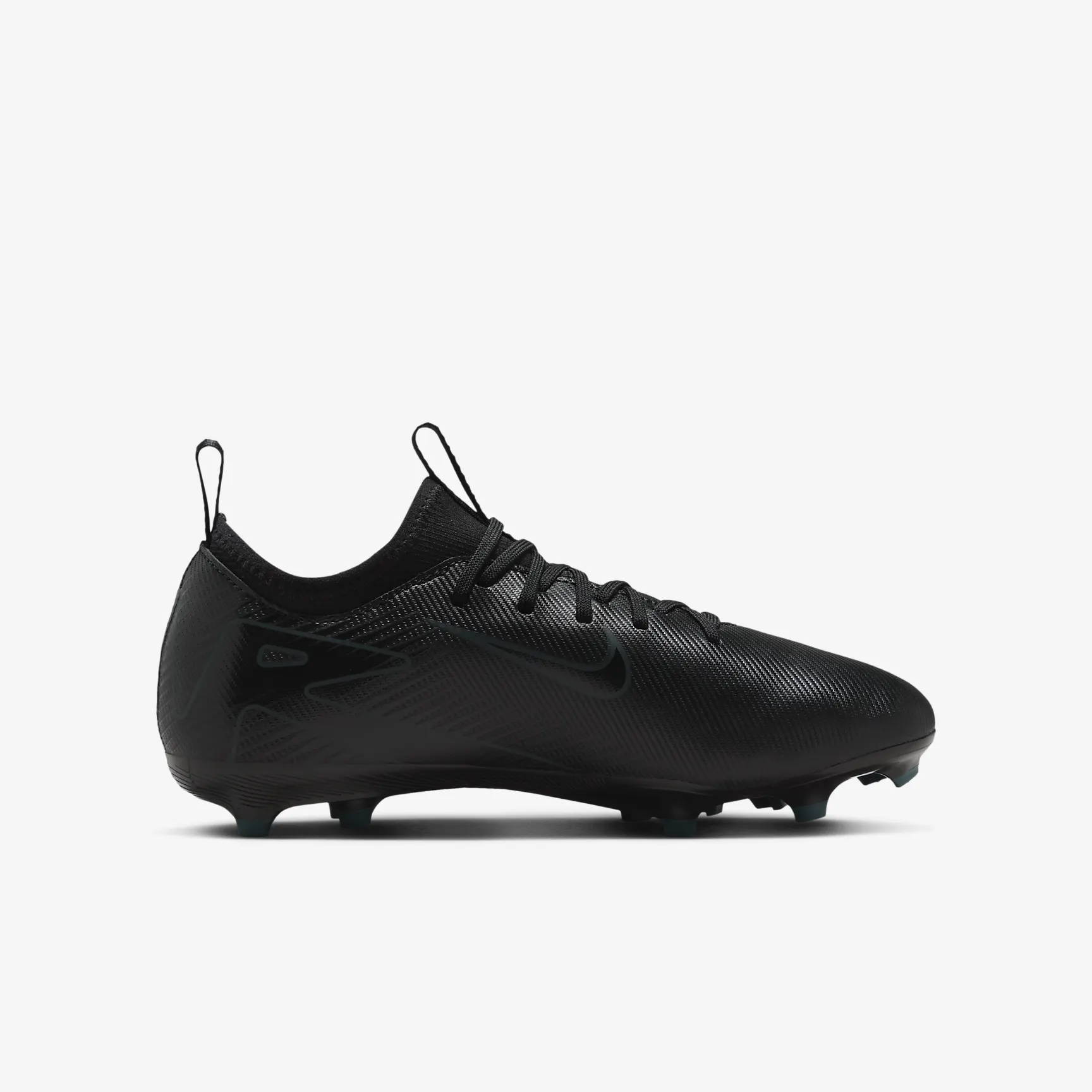 Nike Jr. Mercurial Vapor 16 Academy Little/Big Kids' MG Low-Top Soccer Cleats