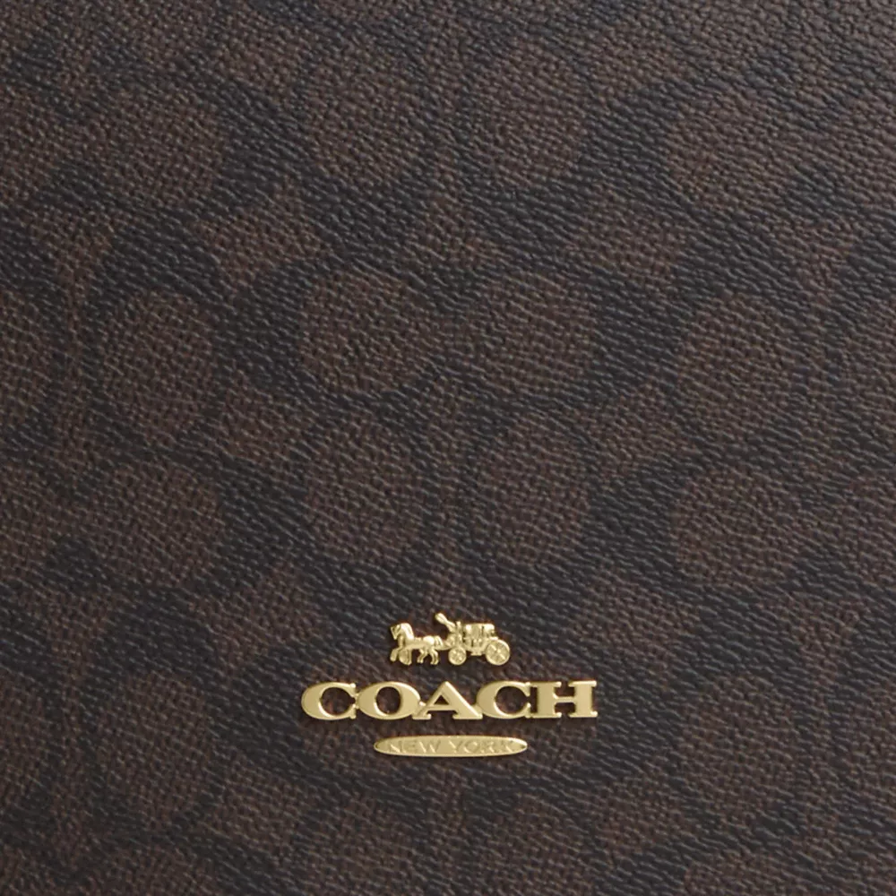 Сумка COACH Quinn Bag In Signature Canvas