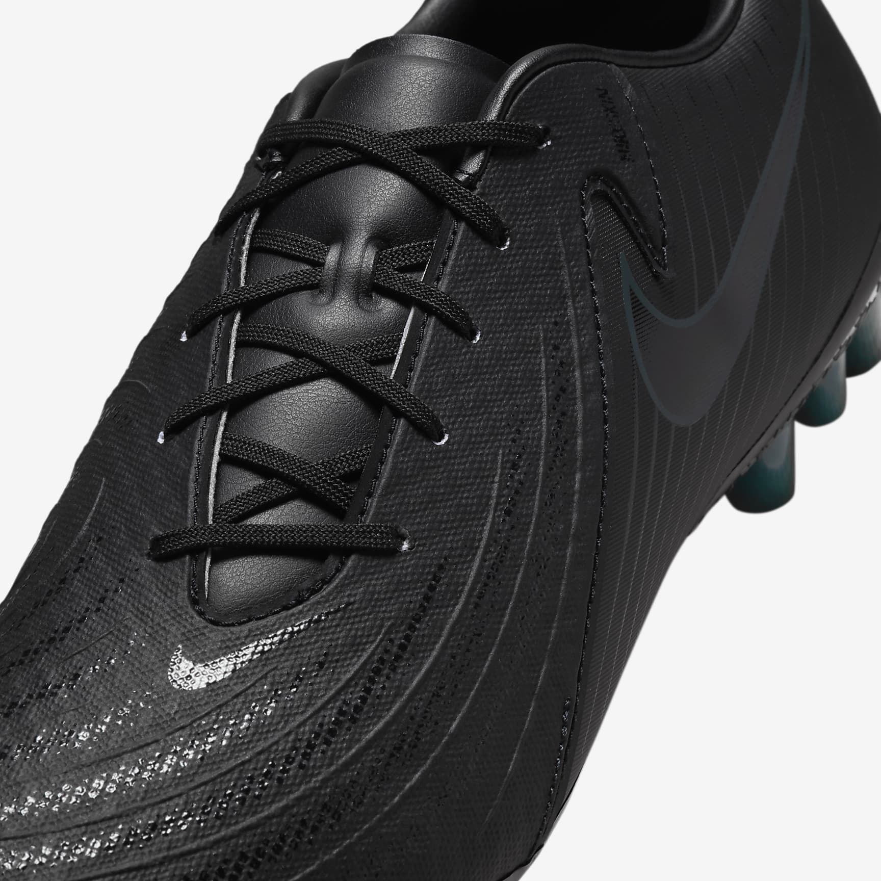 Nike Phantom GX 2 Academy AG Low-Top Soccer Cleats