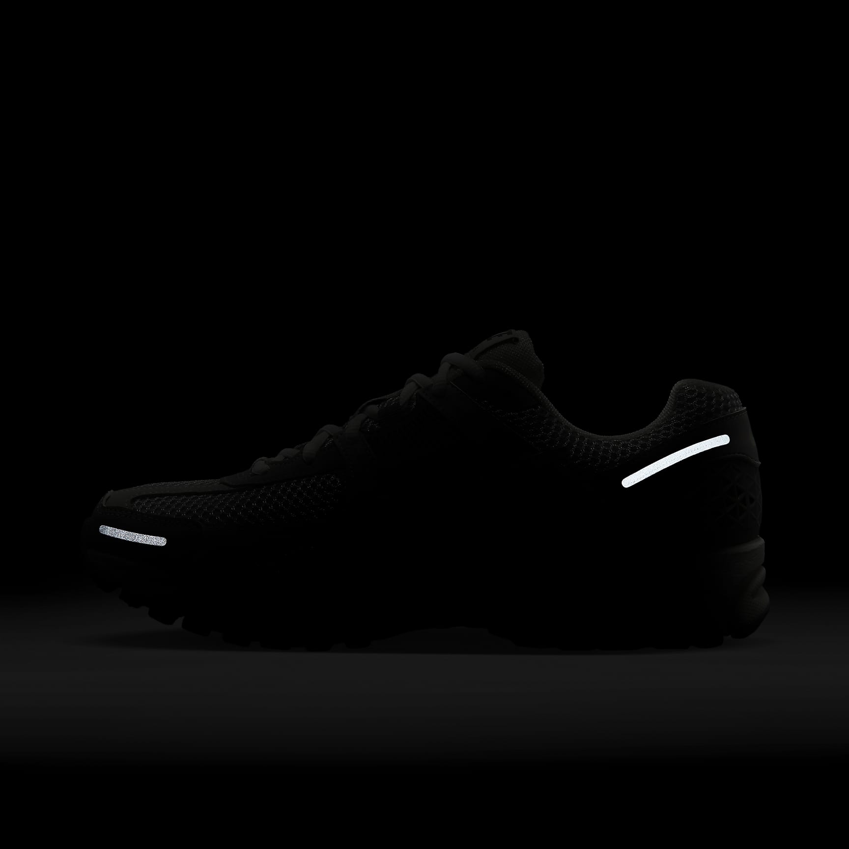 Nike Zoom Vomero 5 Women's Shoes