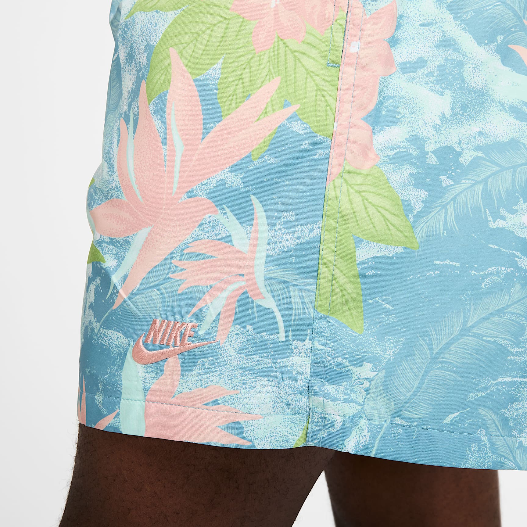 Nike Club Men's Flow Shorts