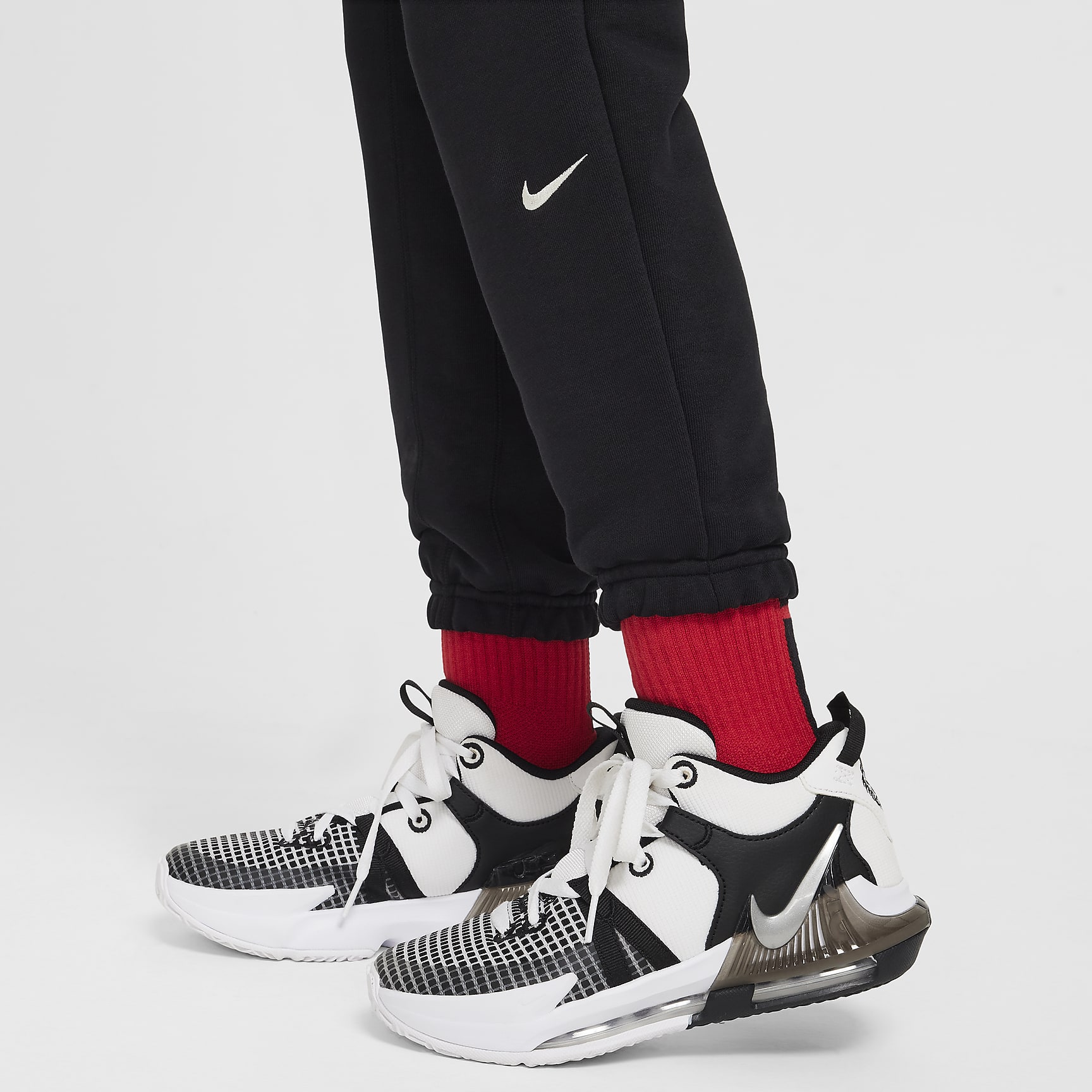 Nike Standard Issue Big Kids' Dri-FIT Fleece Pants